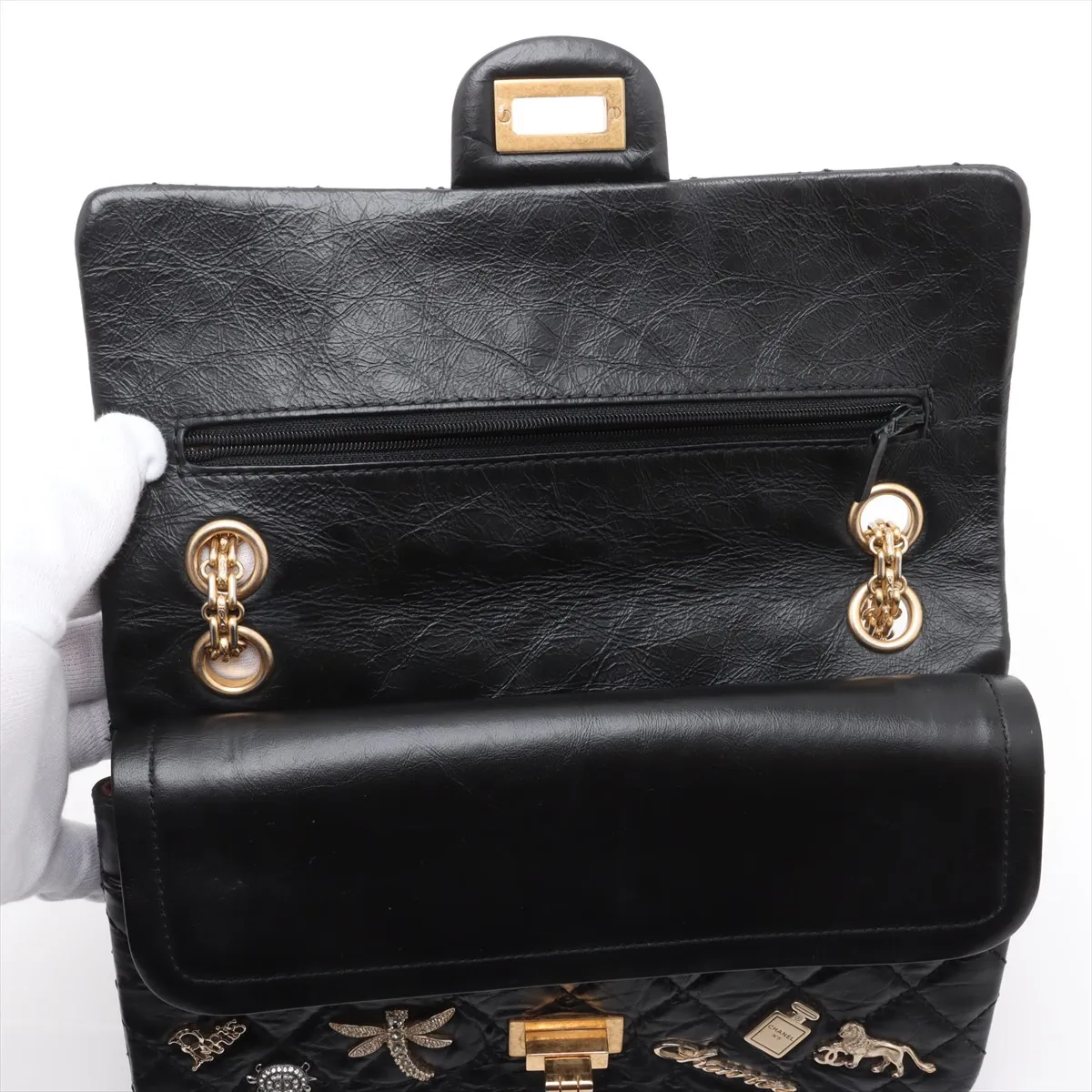 [Individually wrapped] Chanel Matelasse 2.55 Vintage Calf Double Flap Double Chain Bag Icon Black Gold Hardware 23628570 23rd Series — view 13