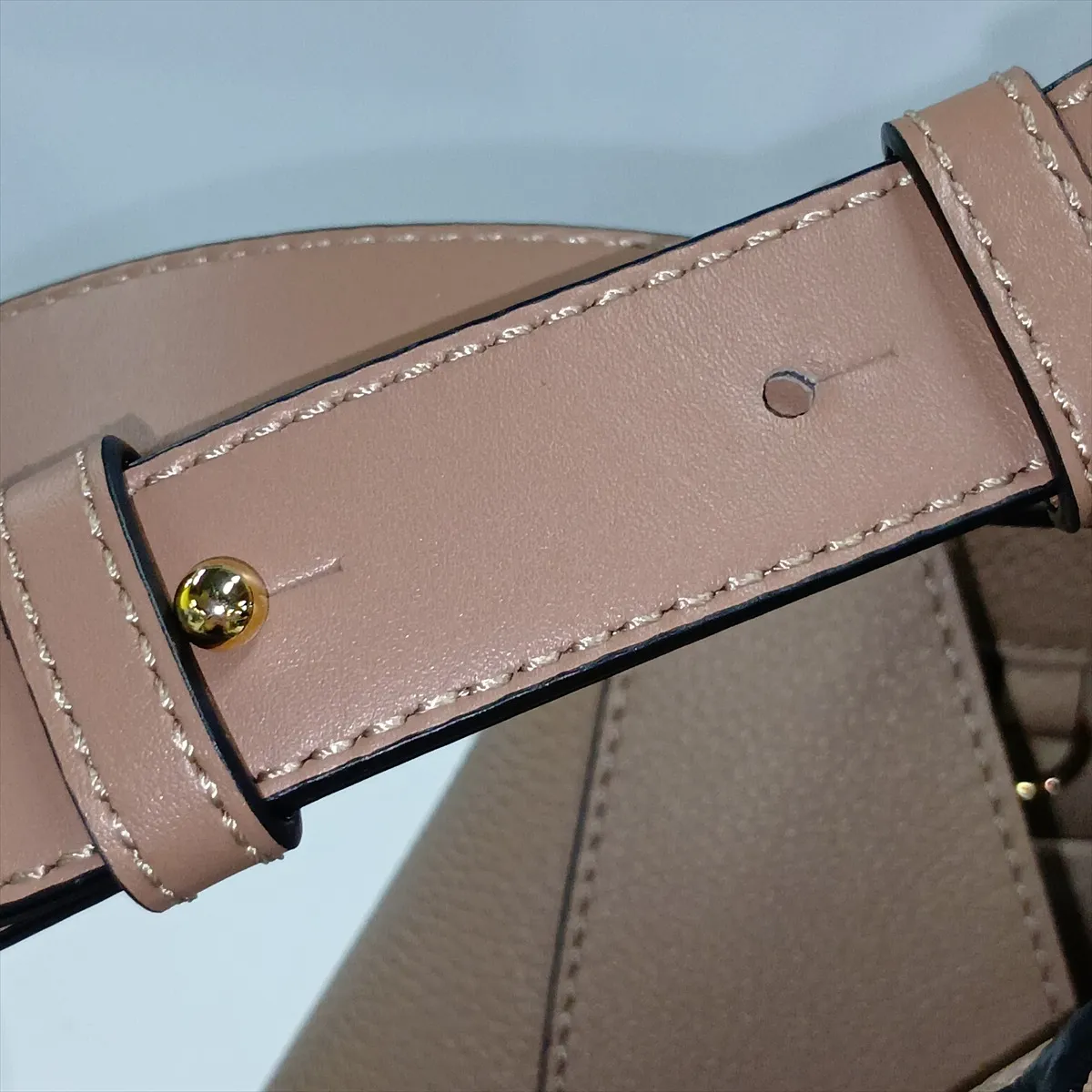 Hammock Compact Leather 2-Way Handbag, Brown — view 13