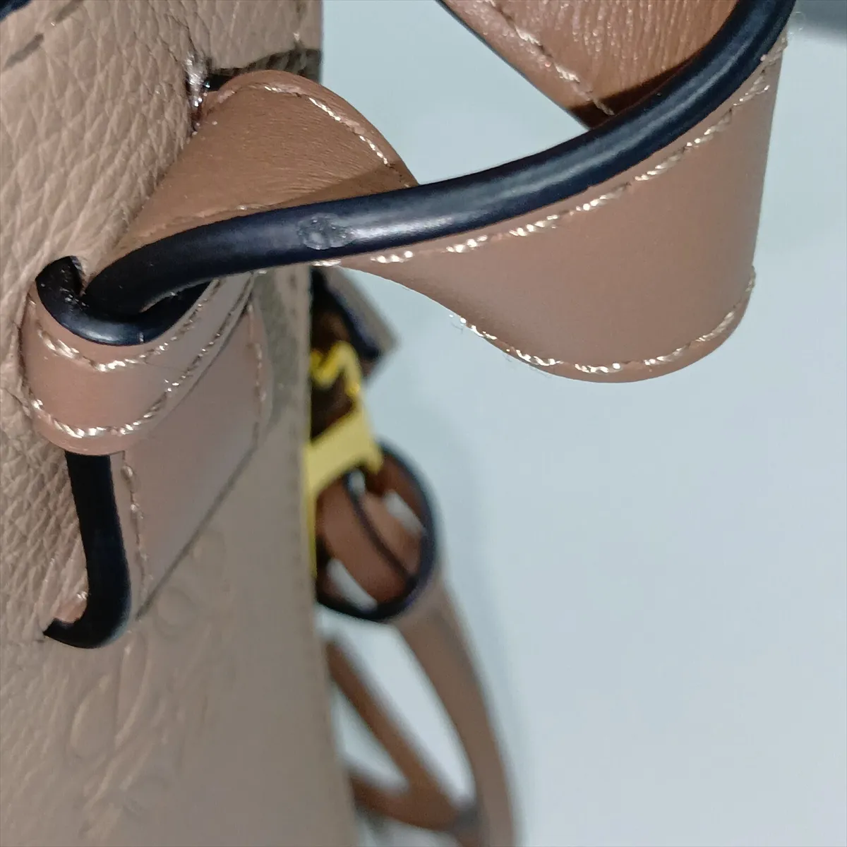 Hammock Compact Leather 2-Way Handbag, Brown — view 15