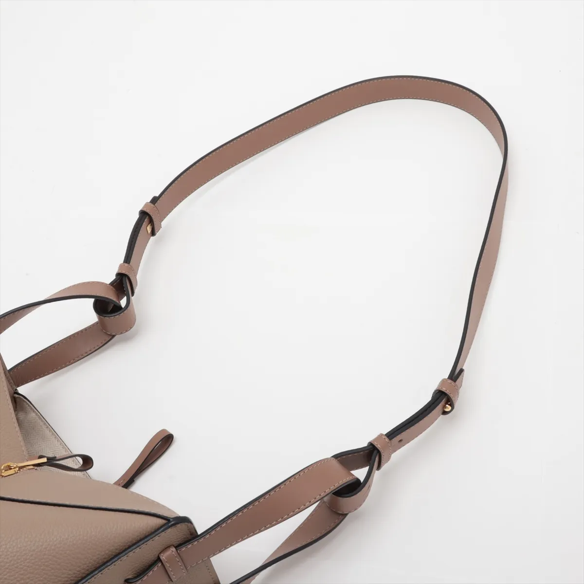 Hammock Compact Leather 2-Way Handbag, Brown — view 7