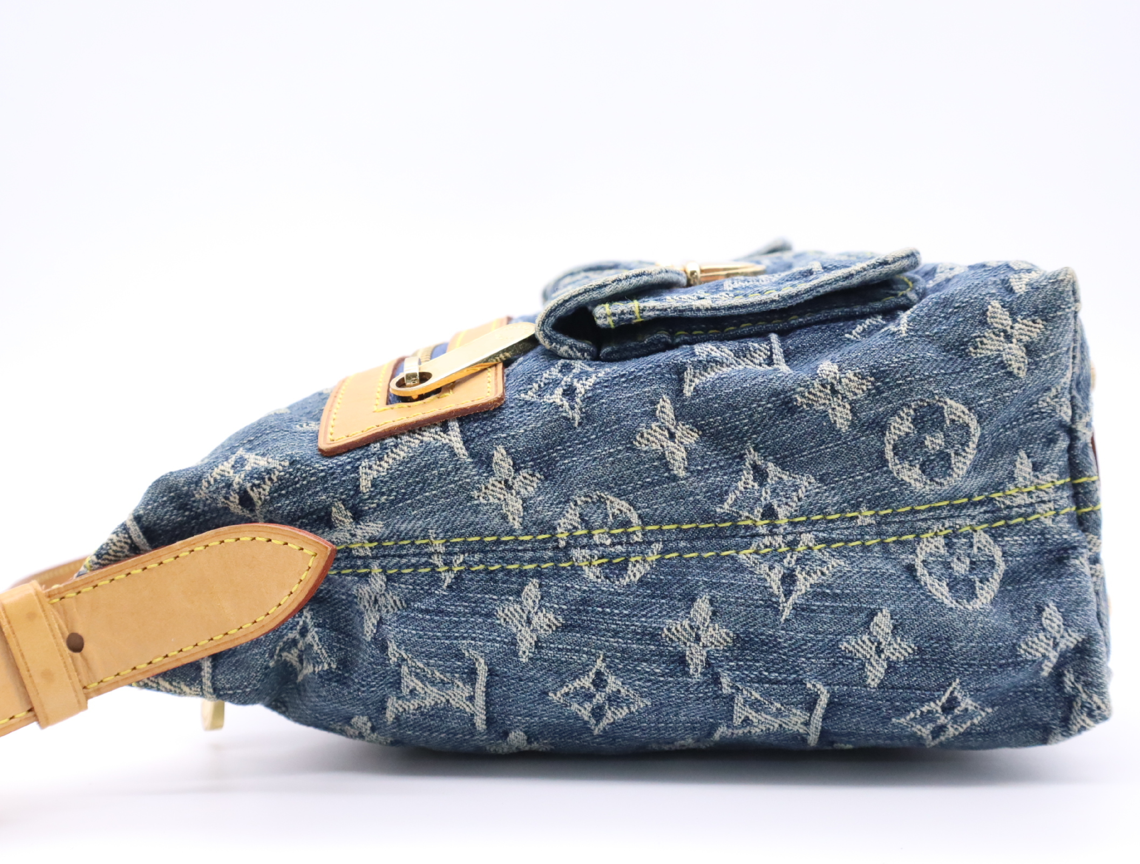 M95049 Denim Baggy PM Blue Handbag — view 3