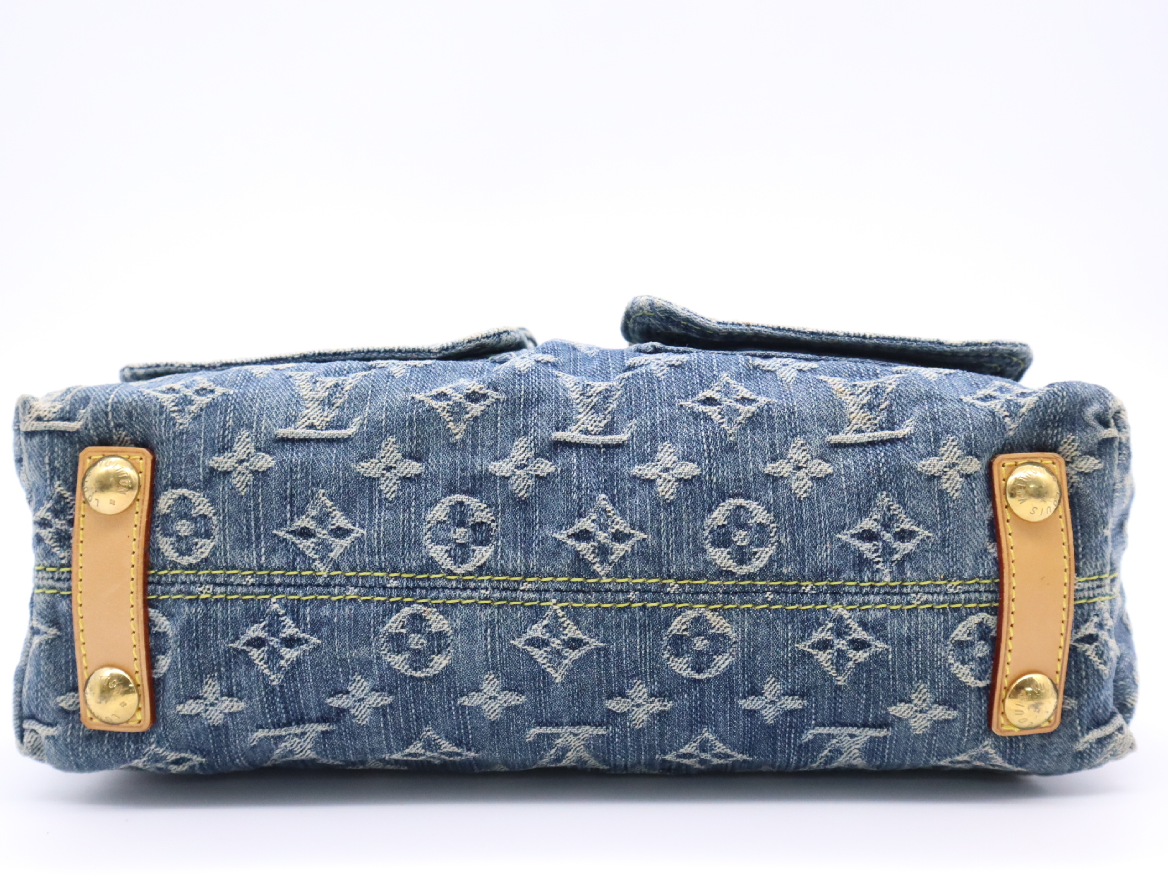 M95049 Denim Baggy PM Blue Handbag — view 4