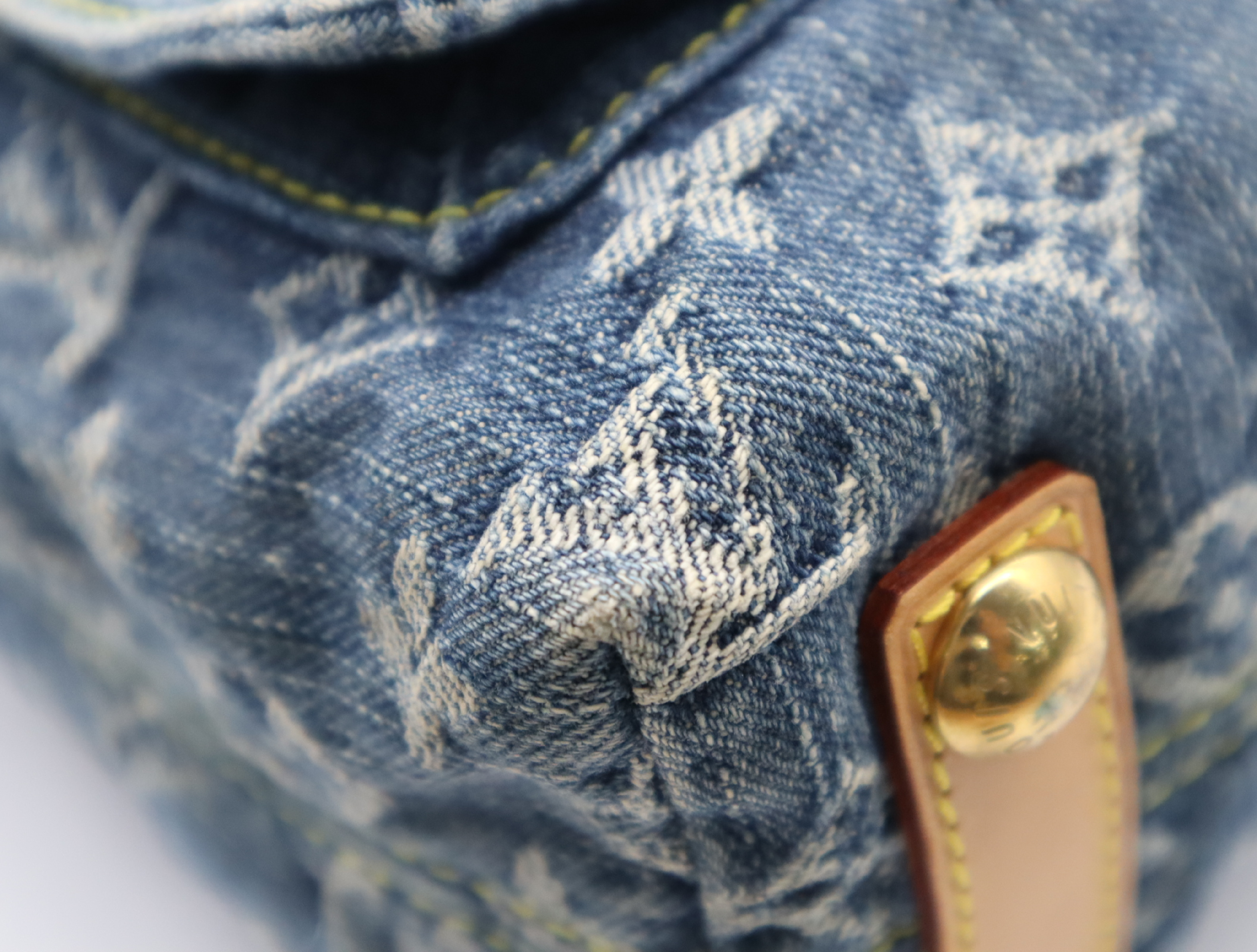 M95049 Denim Baggy PM Blue Handbag — view 6