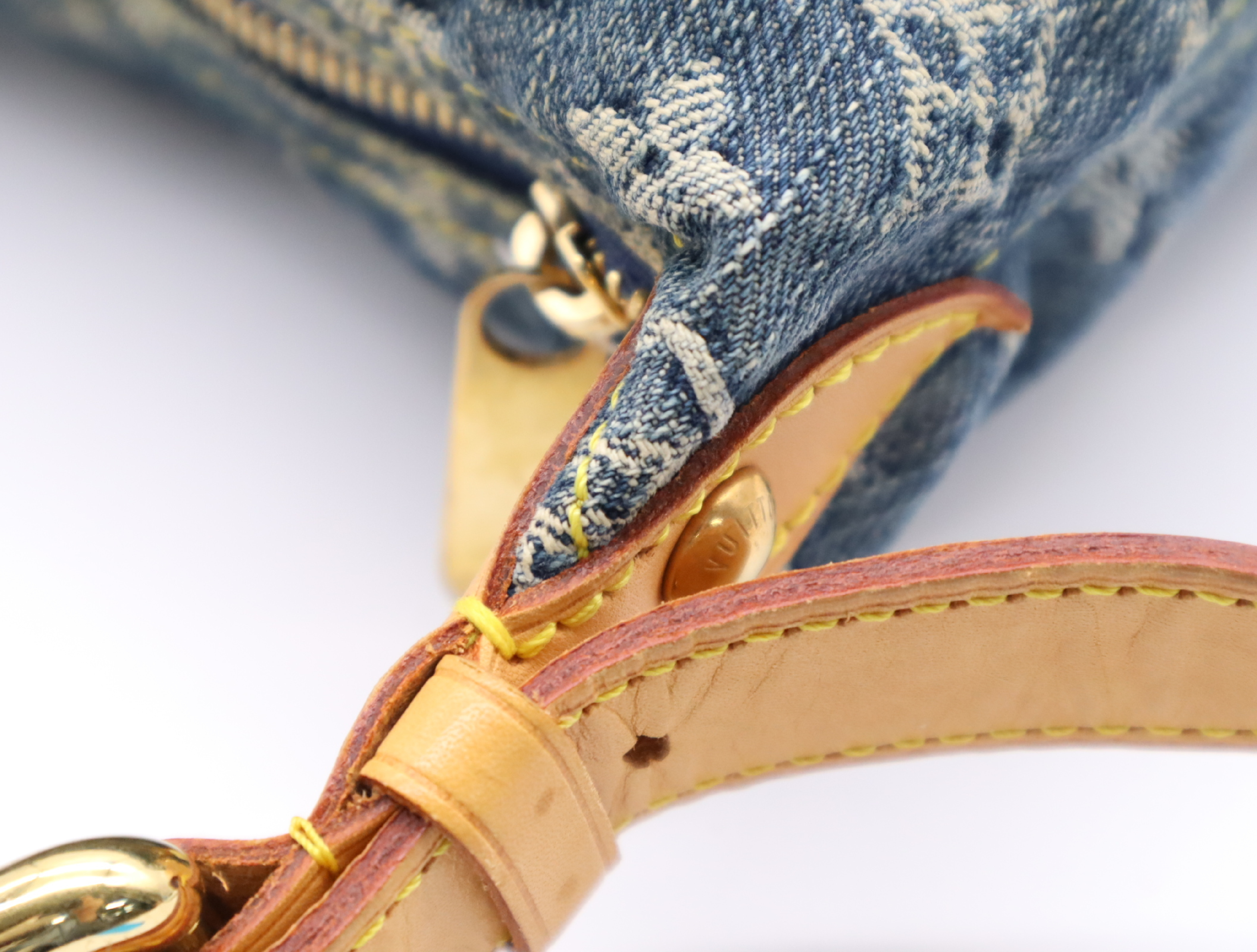 M95049 Denim Baggy PM Blue Handbag — view 9