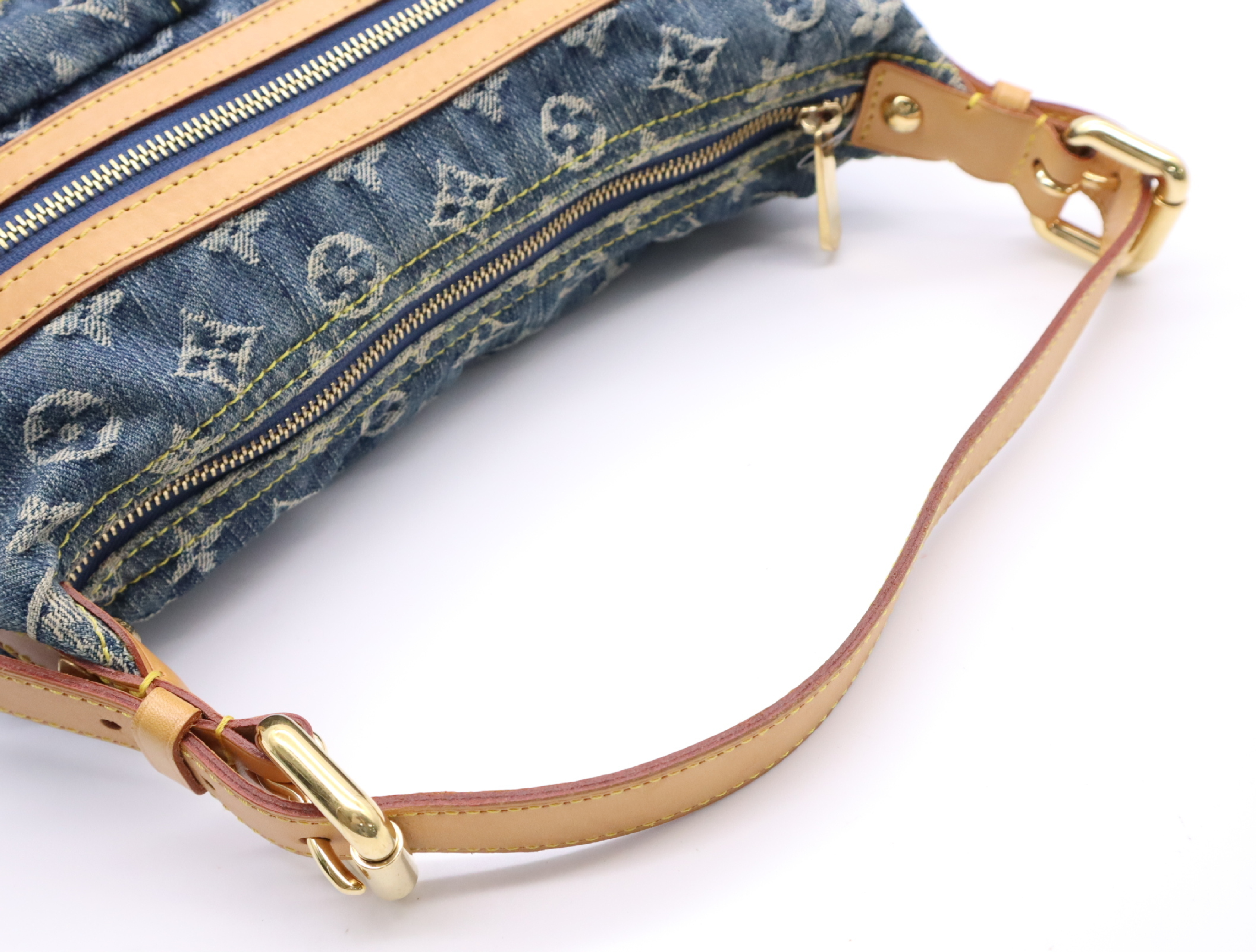 M95049 Denim Baggy PM Blue Handbag — view 10