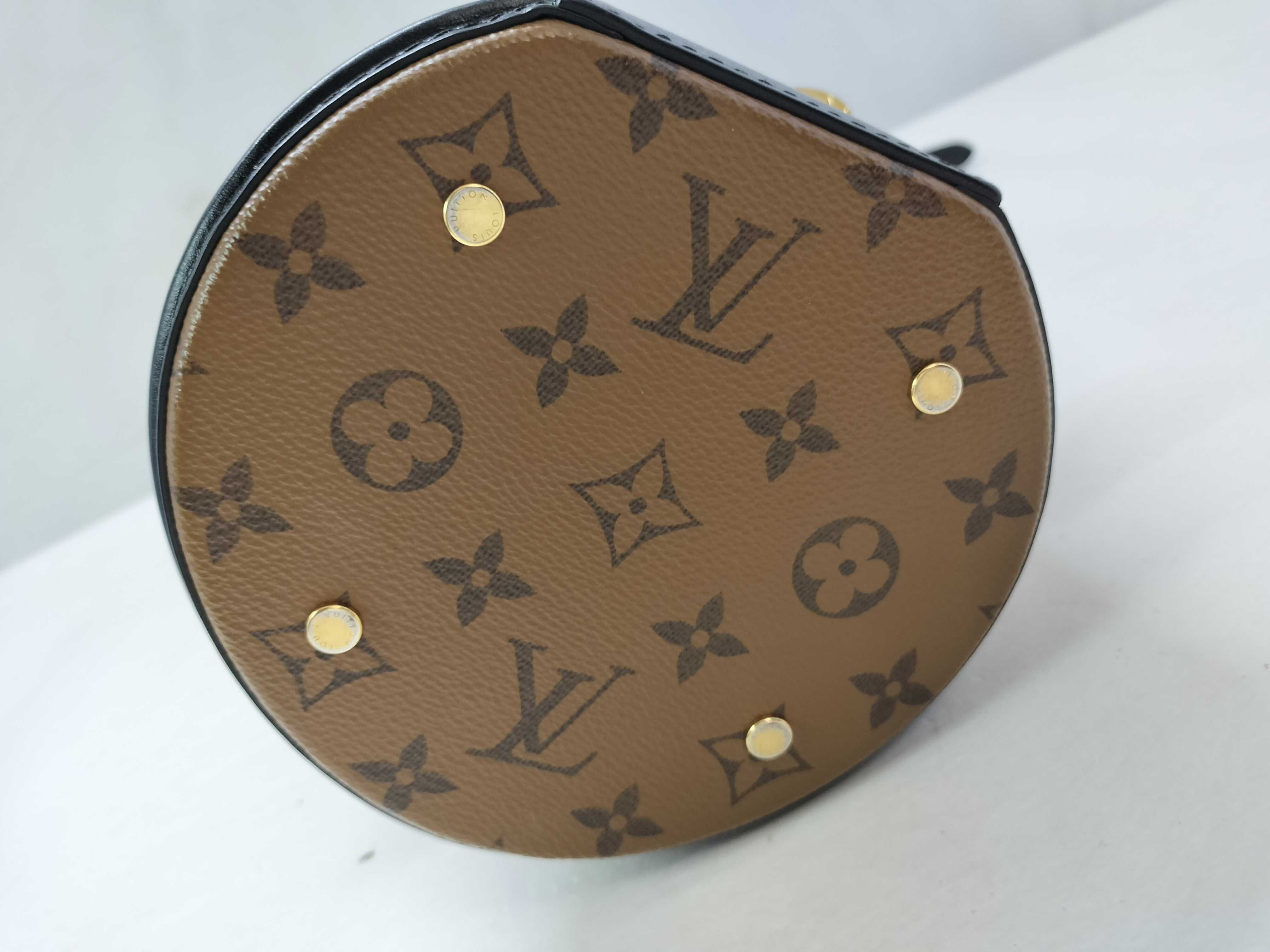 Monogram Louis Vuitton Monogram Cannes Noir Hand Shoulder Bag Vanity Bag — view 15