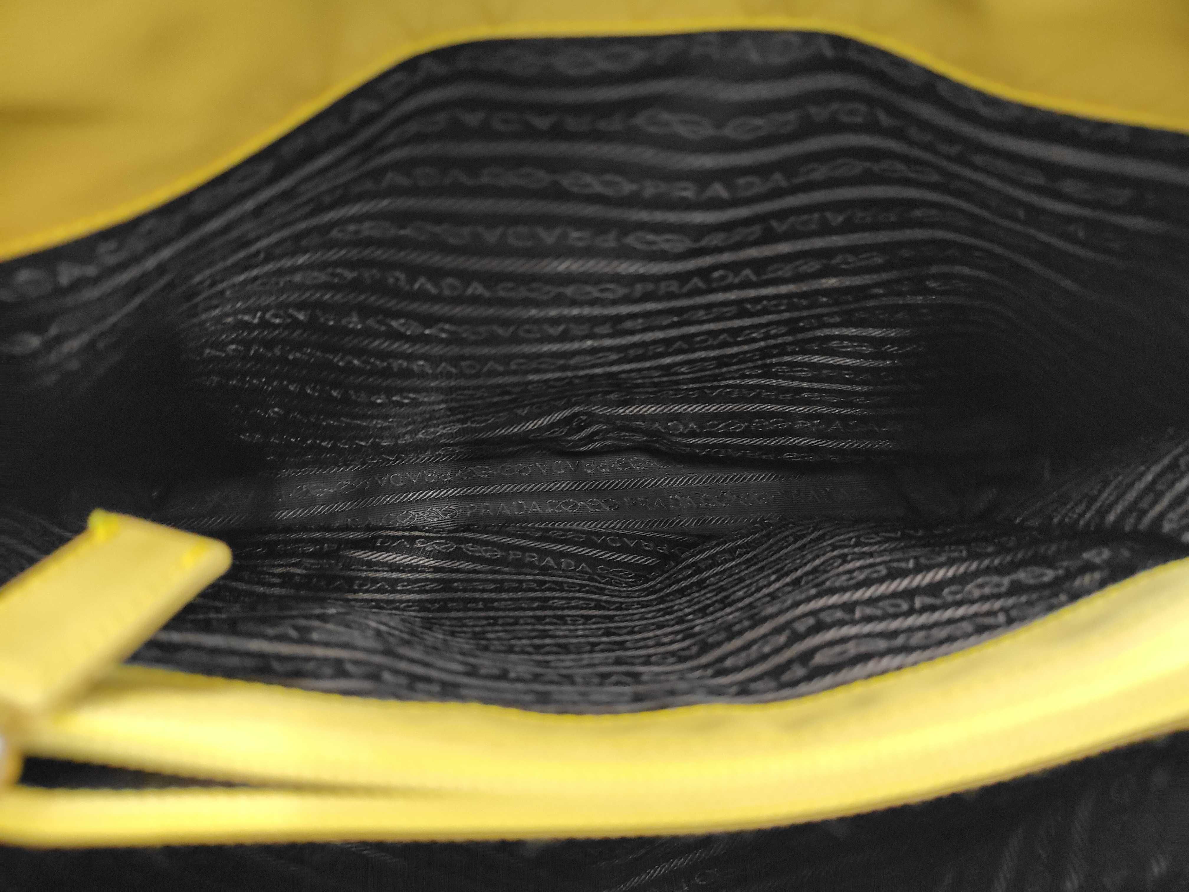 Nylon Yellow Tote Bag with Card Holder — view 8