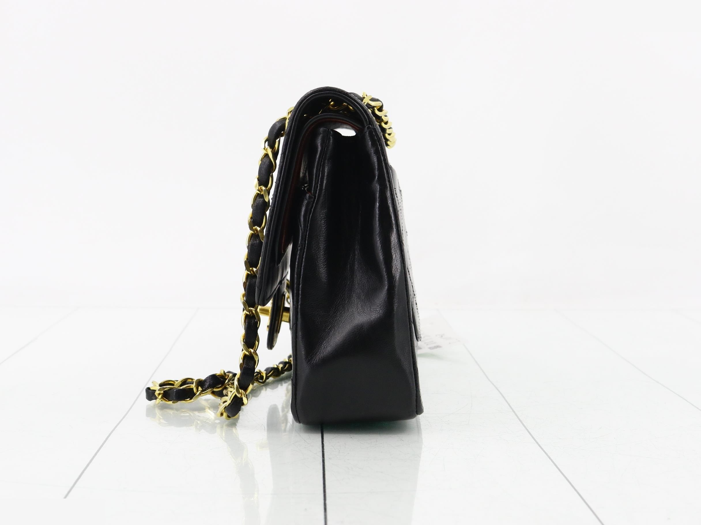 Matelassé 25 Lambskin Double Flap Double Chain Black — view 3