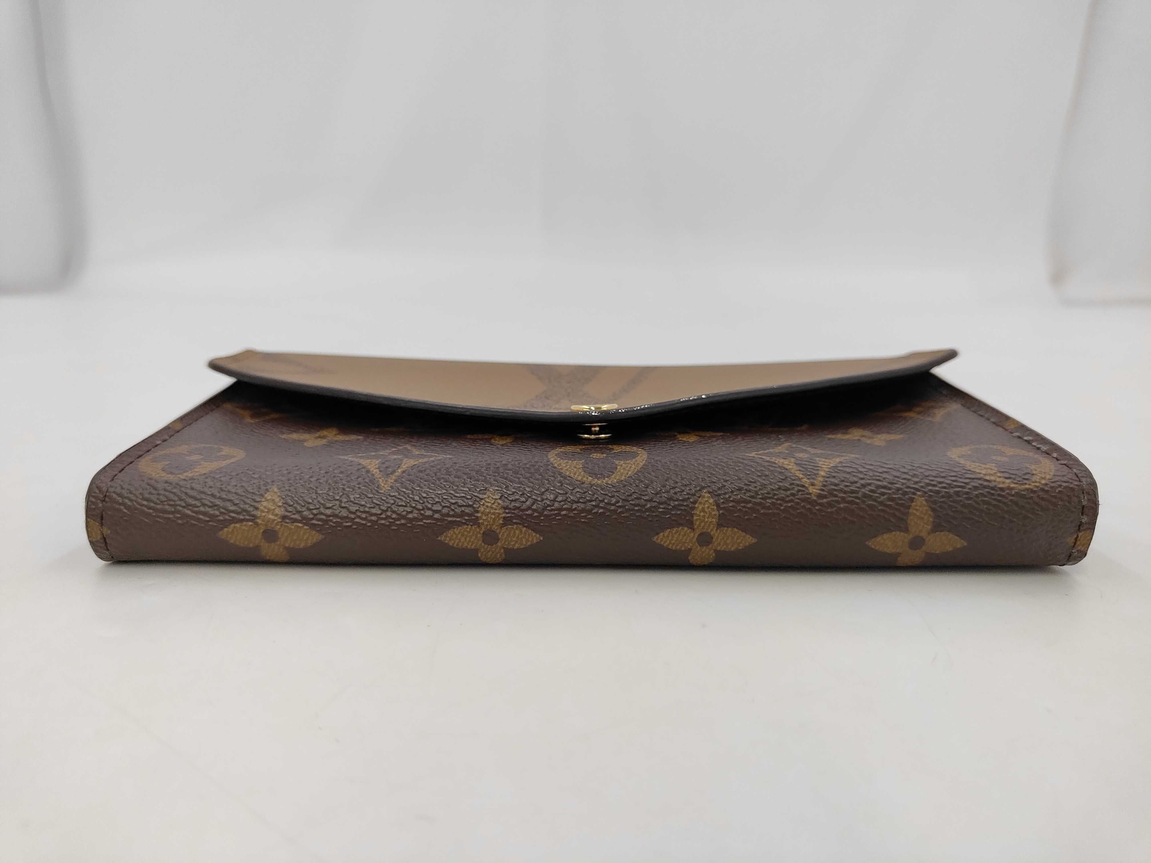 Monogram Giant Reverse Portefeuille Sarah Wallet — view 3