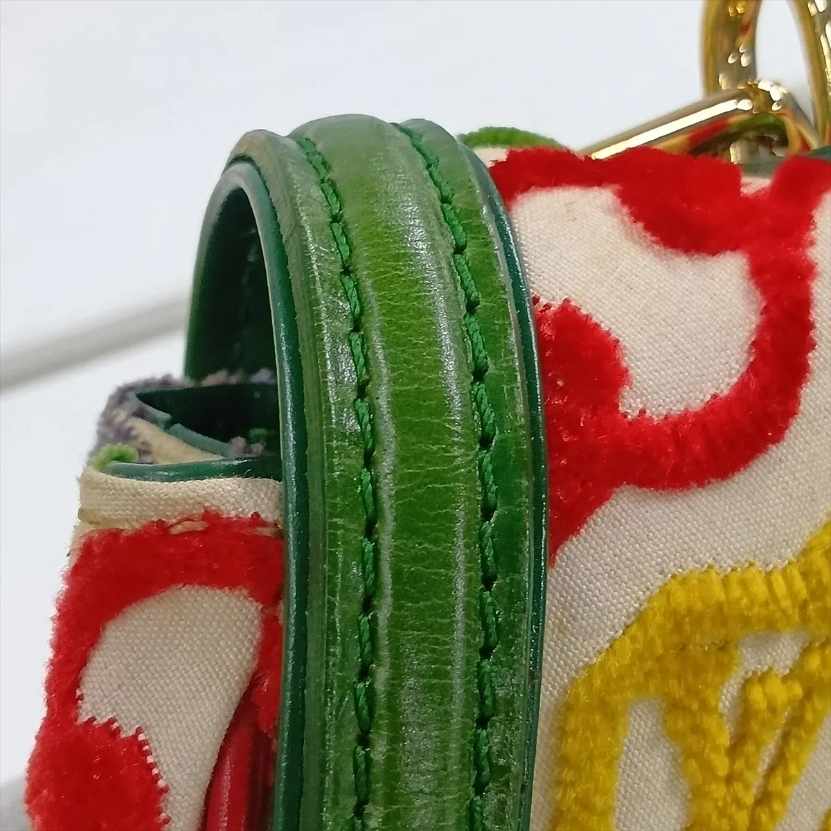 Monogram Velvet Chain Dolly Pochette M95208 BA0056 Multicolor — view 11
