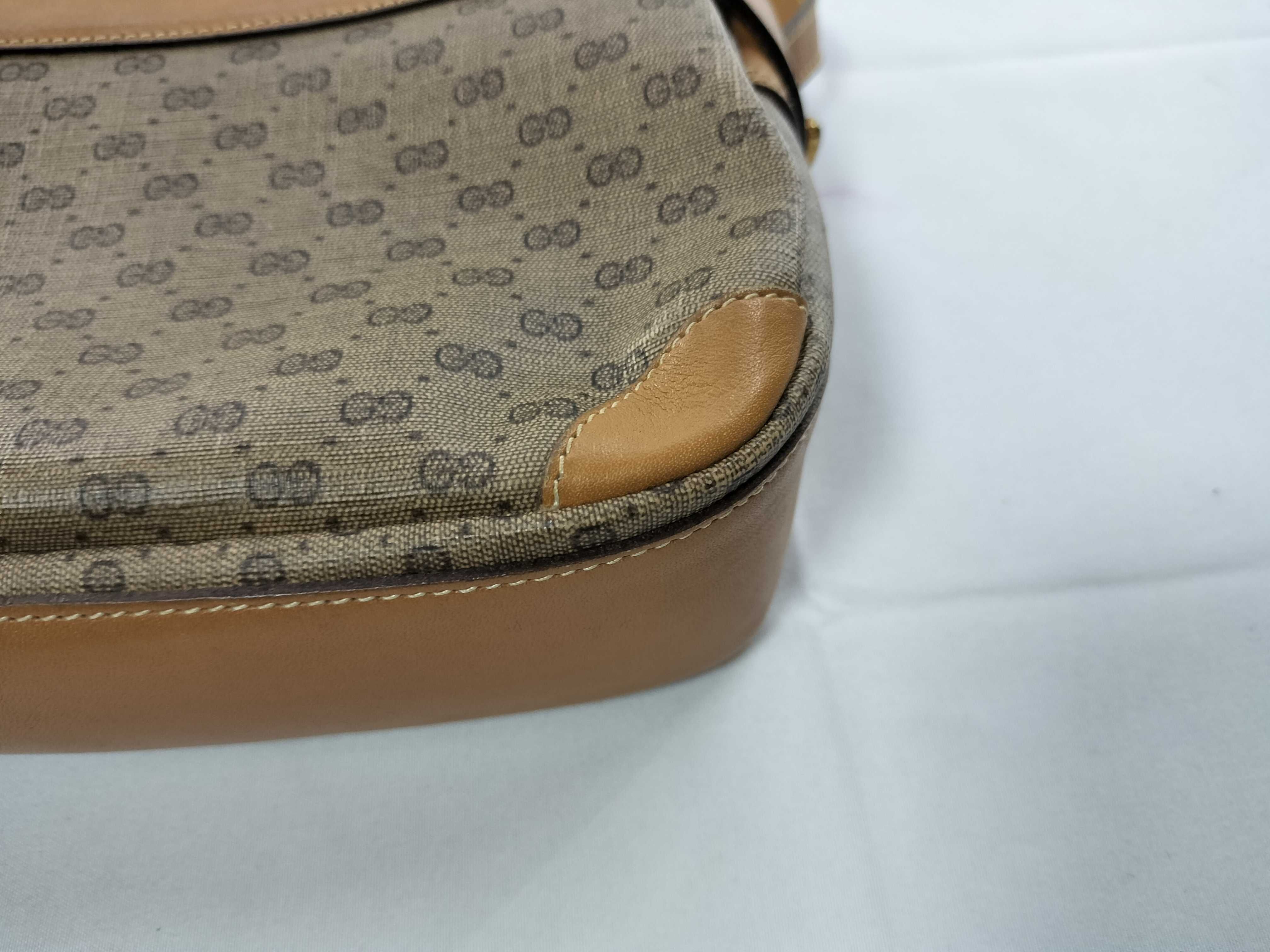 GG Canvas Old Shoulder Bag — view 7