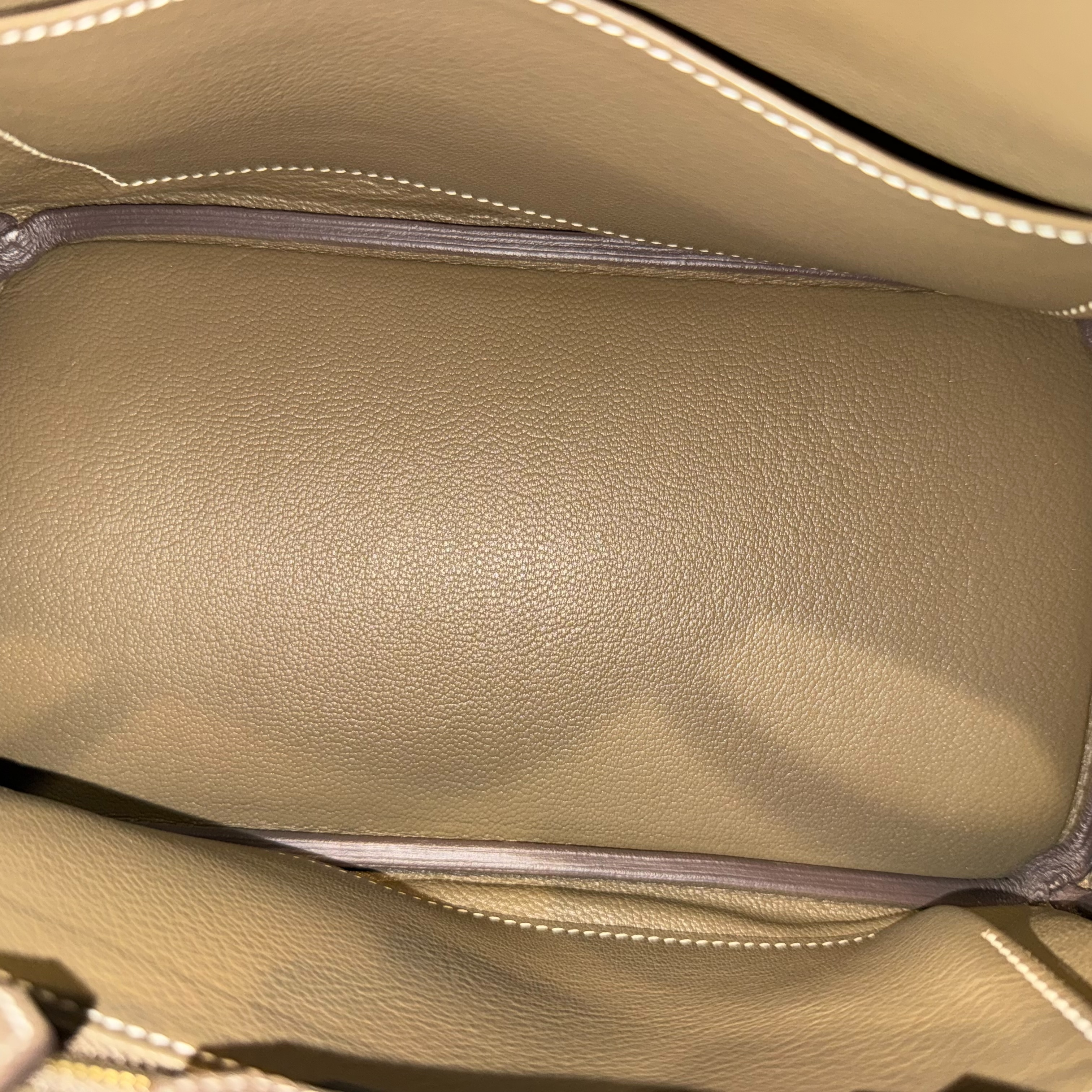 Birkin 25 Etoupe Togo Leather Handbag with Gold Hardware (K Stamp) — view 13