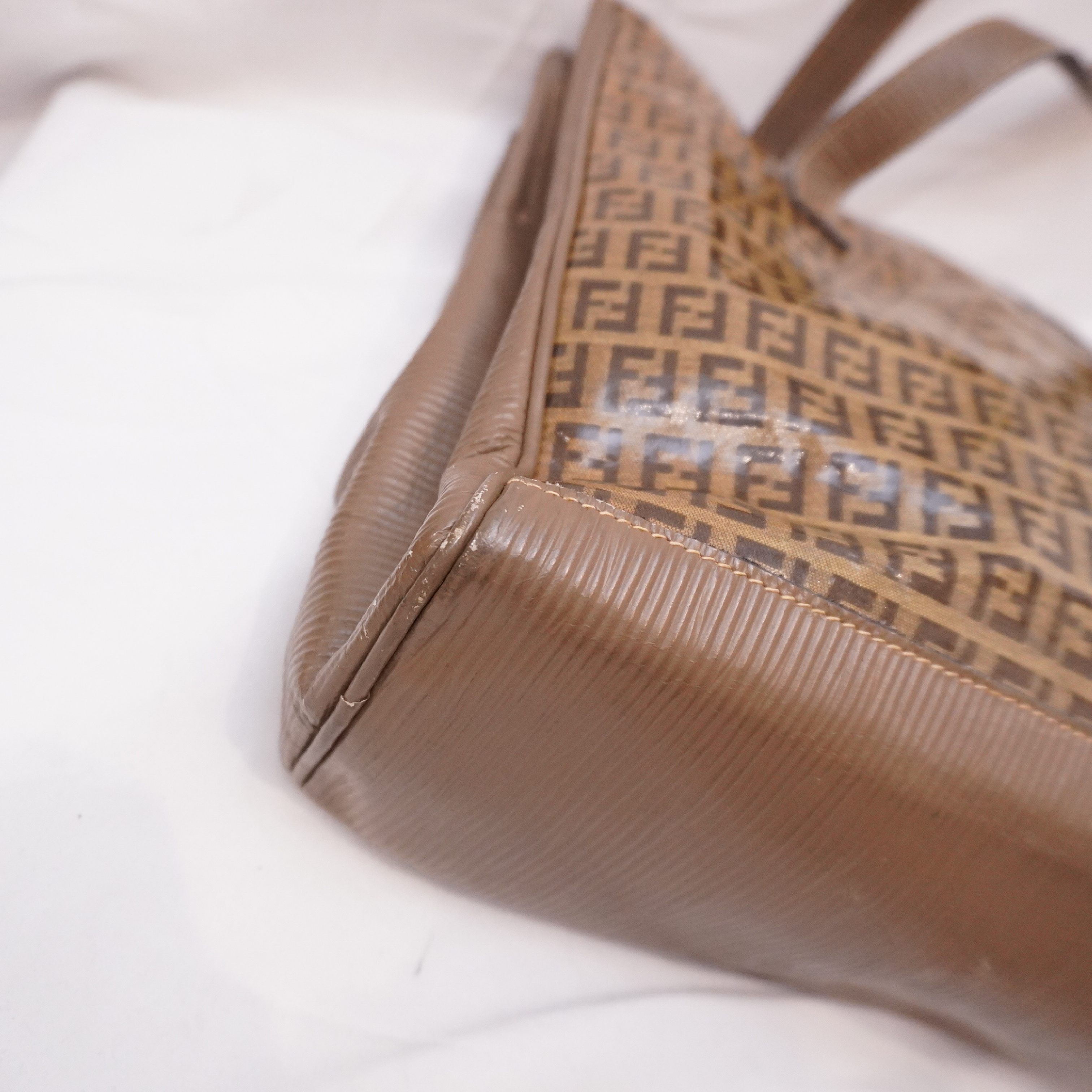 FF Zucca Tote Bag — view 8