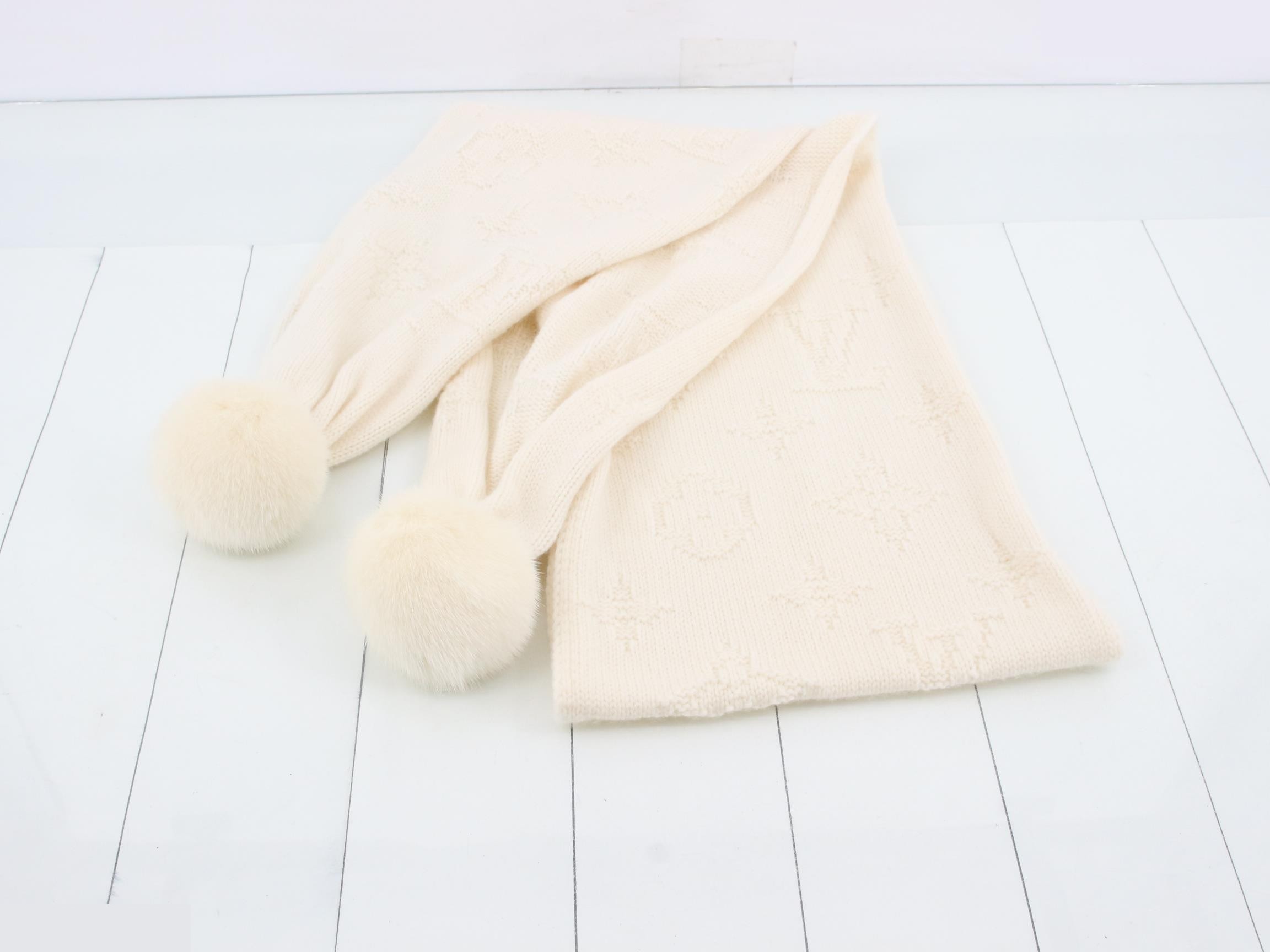 Scarf, muffler, monogram, white, knit — view 2