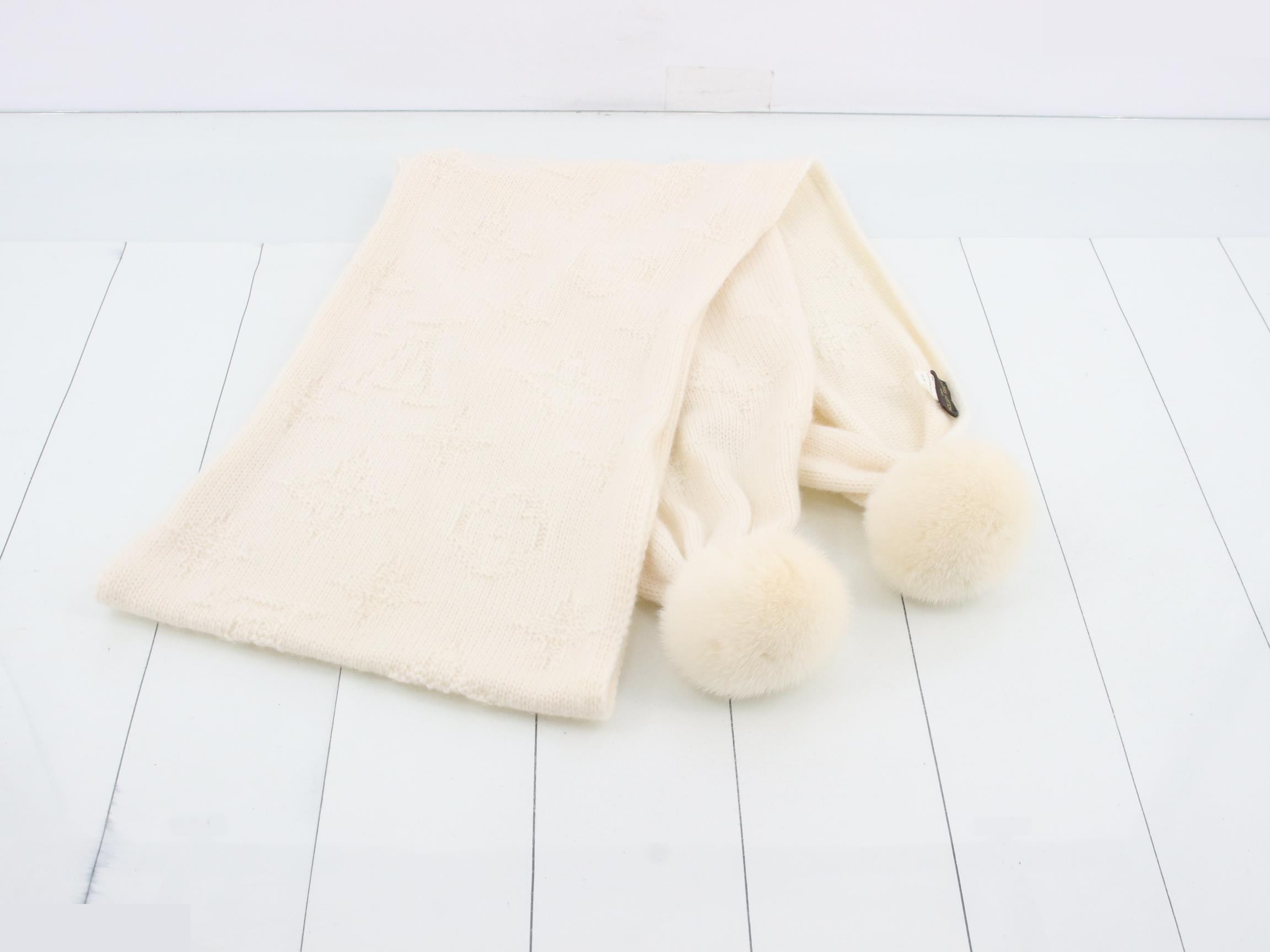 Scarf, muffler, monogram, white, knit — view 3