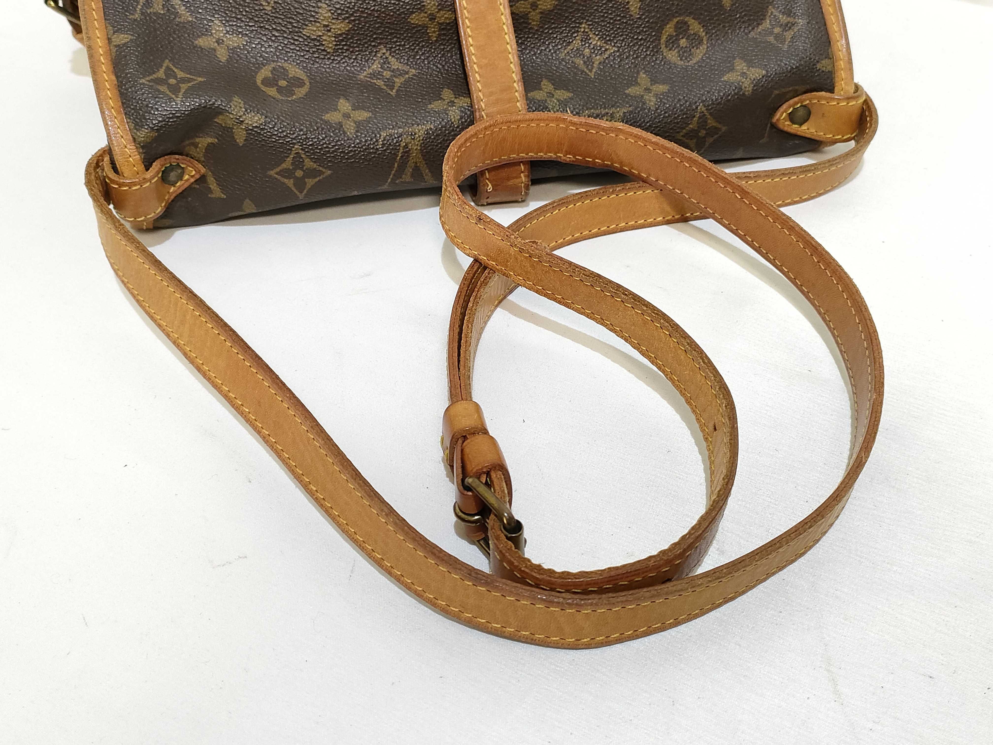 Monogram LV Saumur Shoulder Bag — view 3
