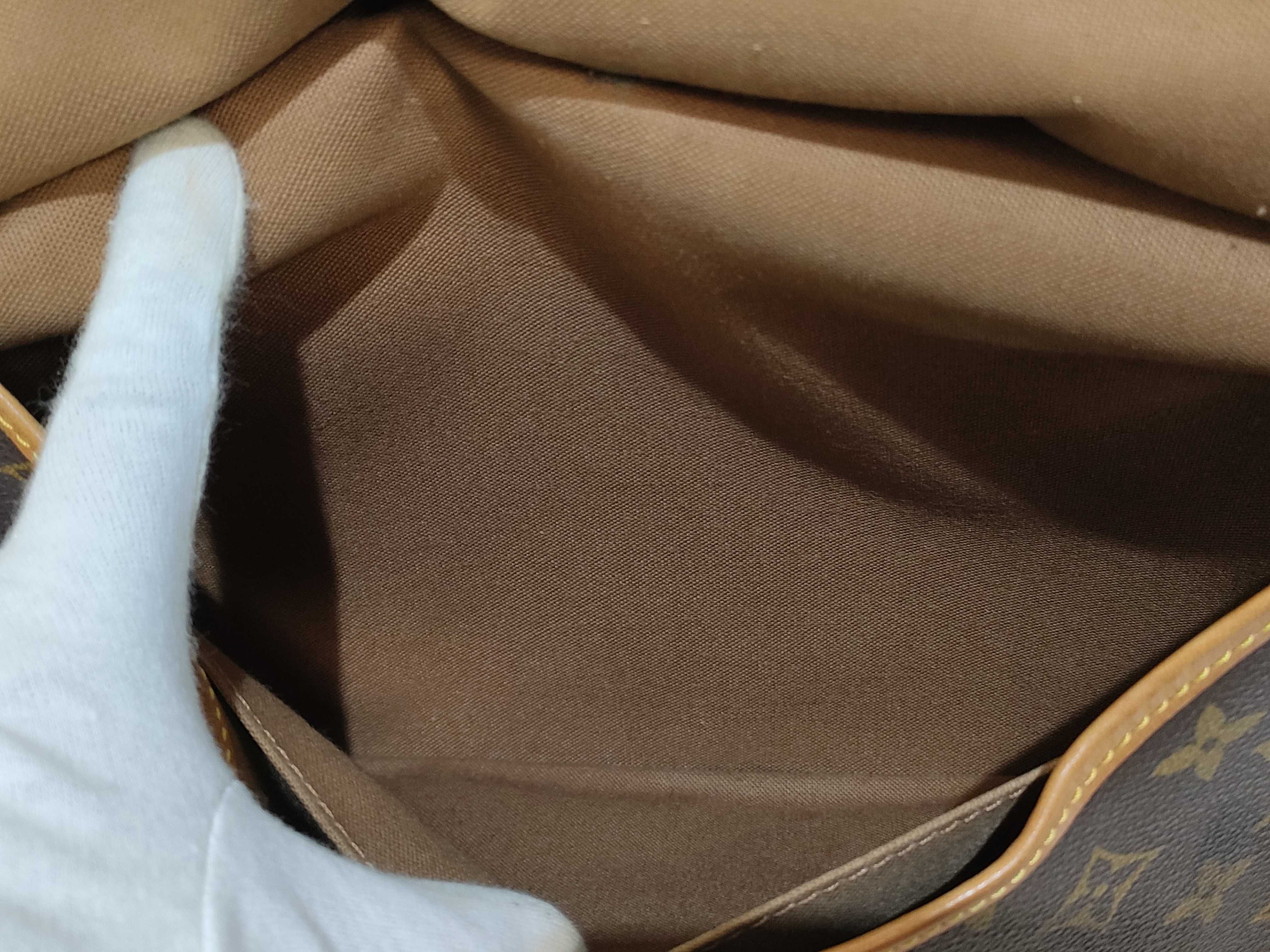 Monogram LV Saumur Shoulder Bag — view 9