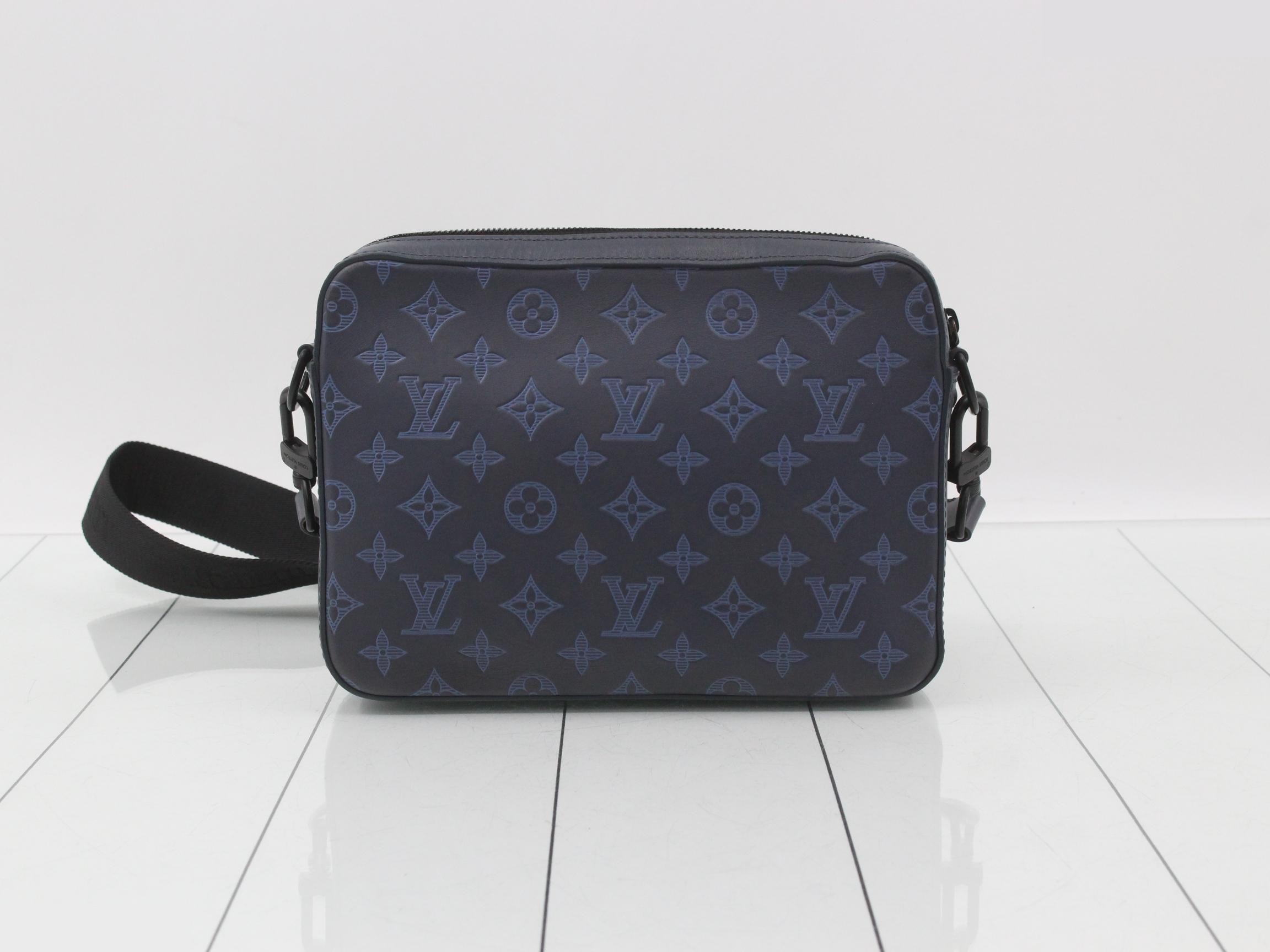 Monogram Shadow Duo Messenger Navy River Blue IC Chip — view 2