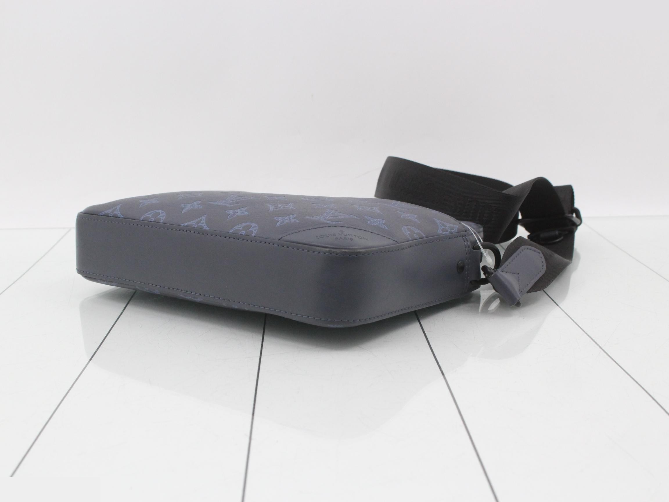 Monogram Shadow Duo Messenger Navy River Blue IC Chip — view 6