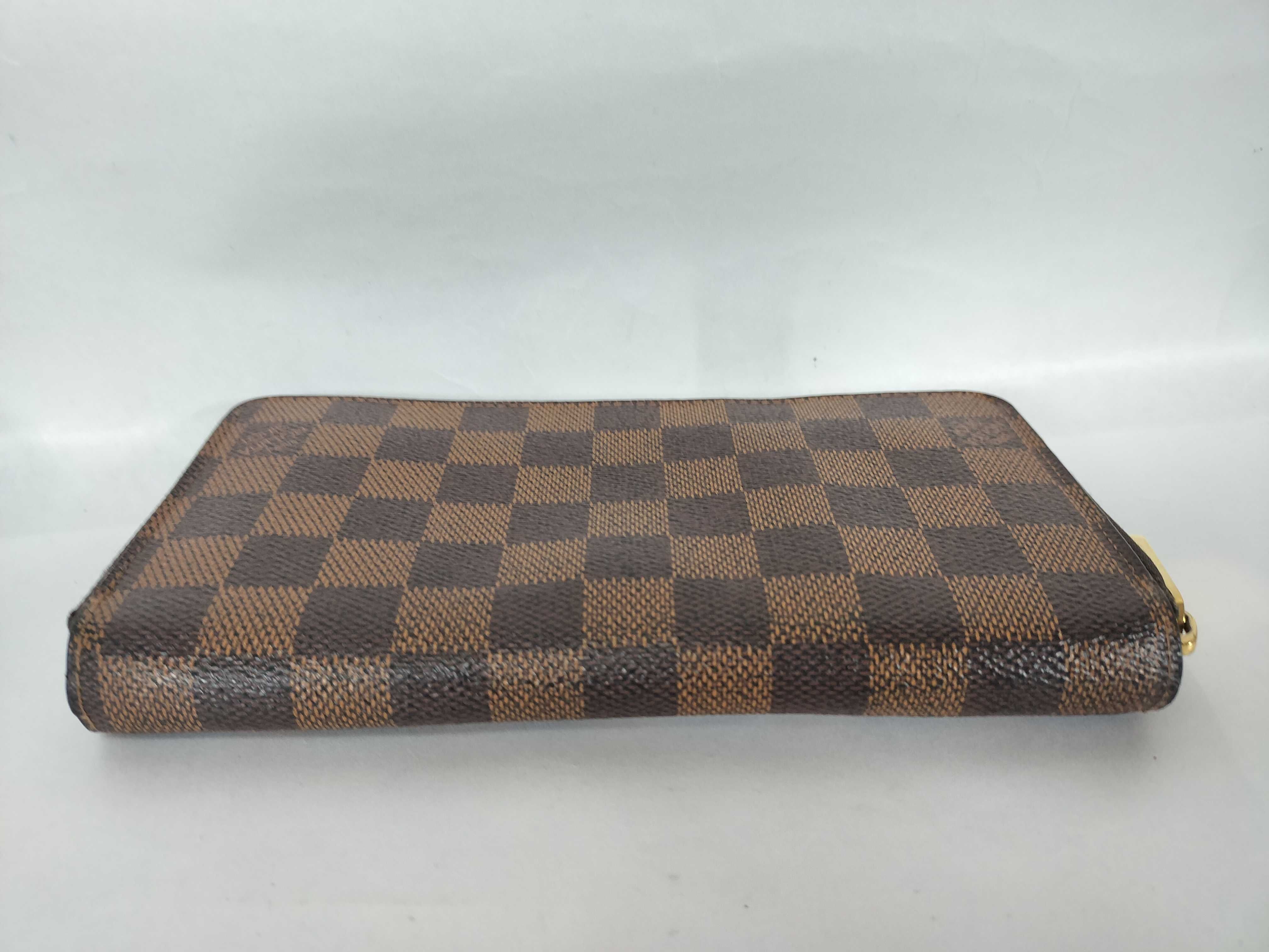 Damier Louis Vuitton Zippy Wallet — view 6