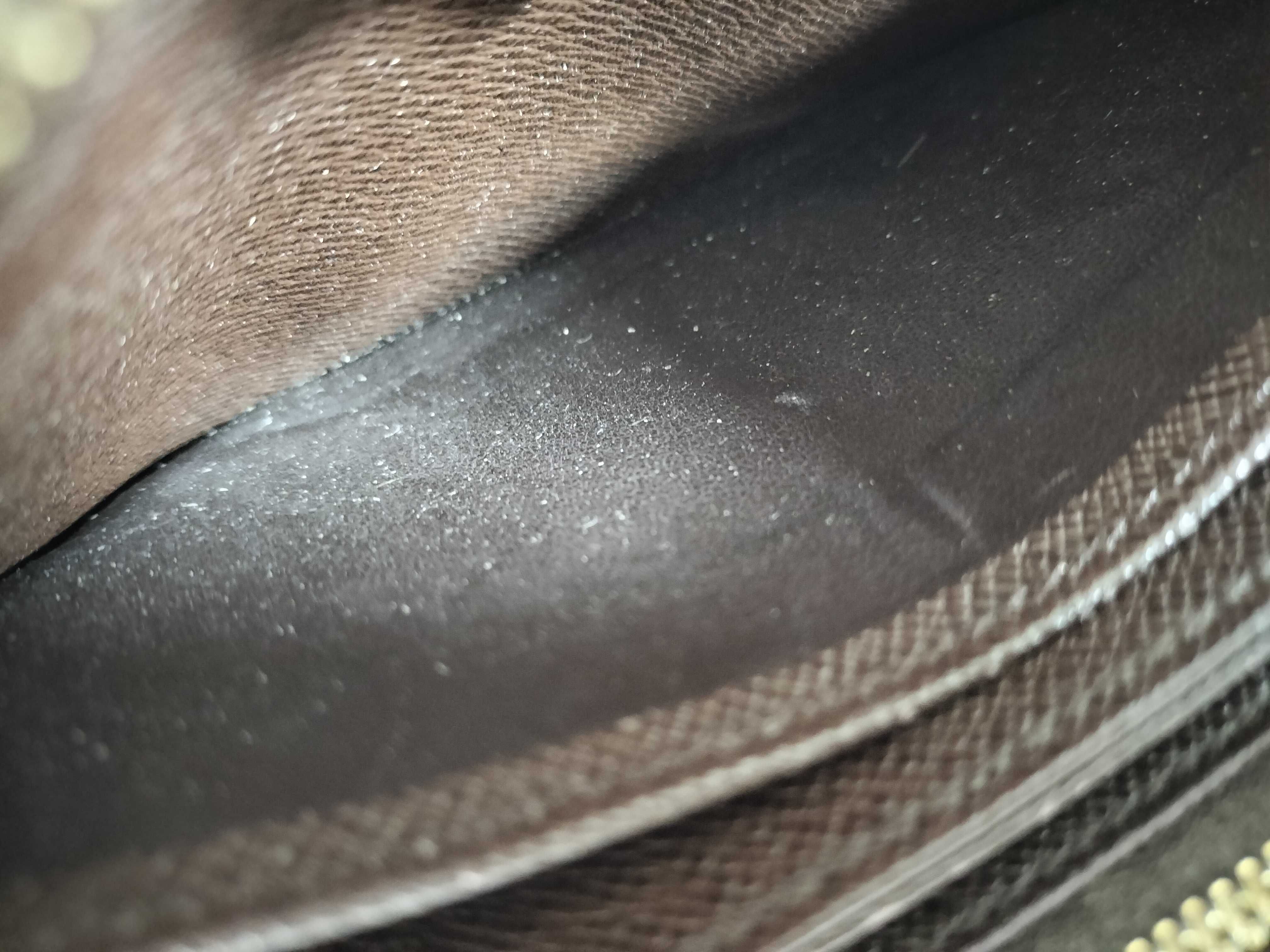 Damier Louis Vuitton Zippy Wallet — view 10