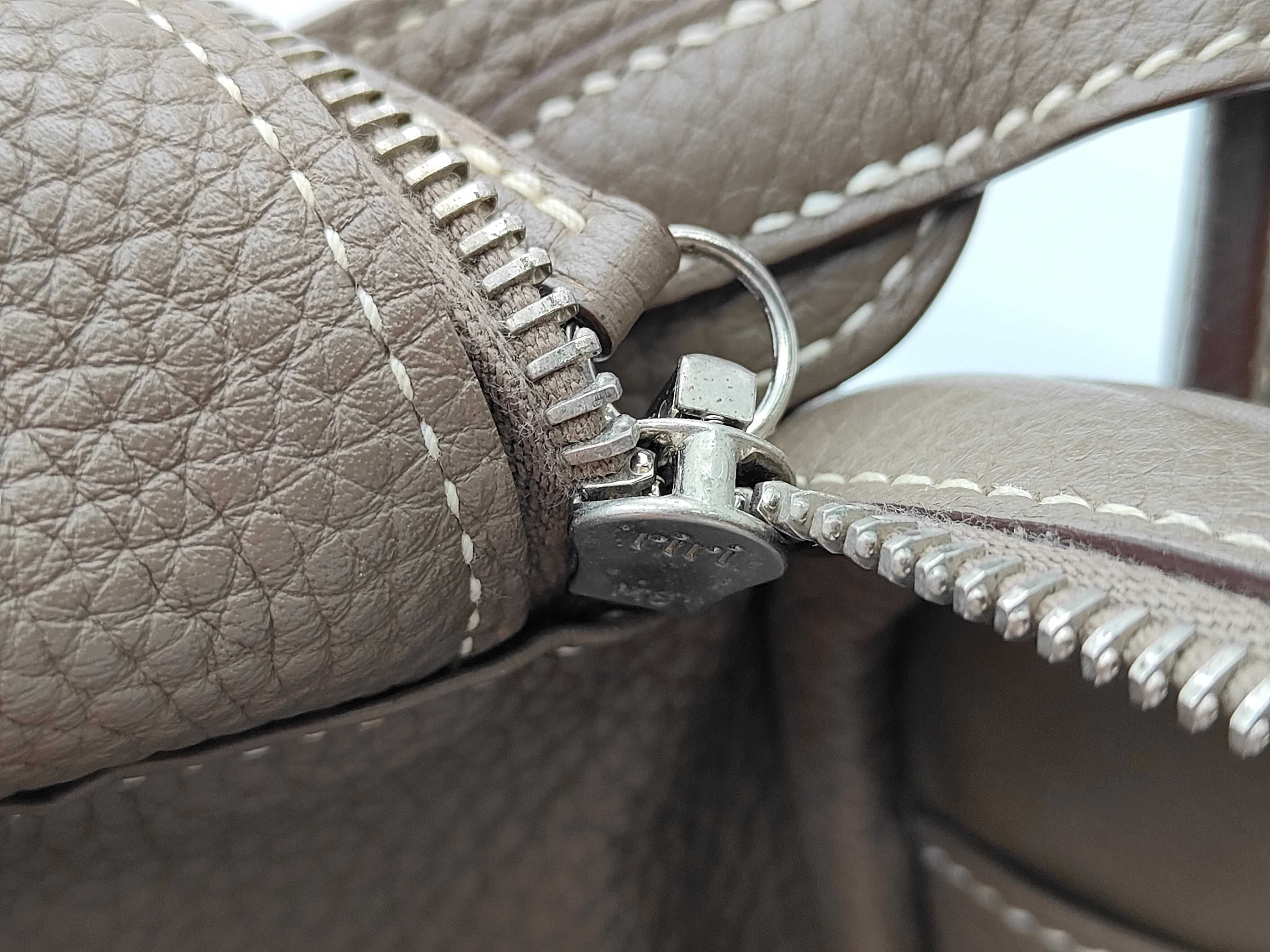 Lindy 30 Taurillon Etoupe X-stamp handbag — view 11