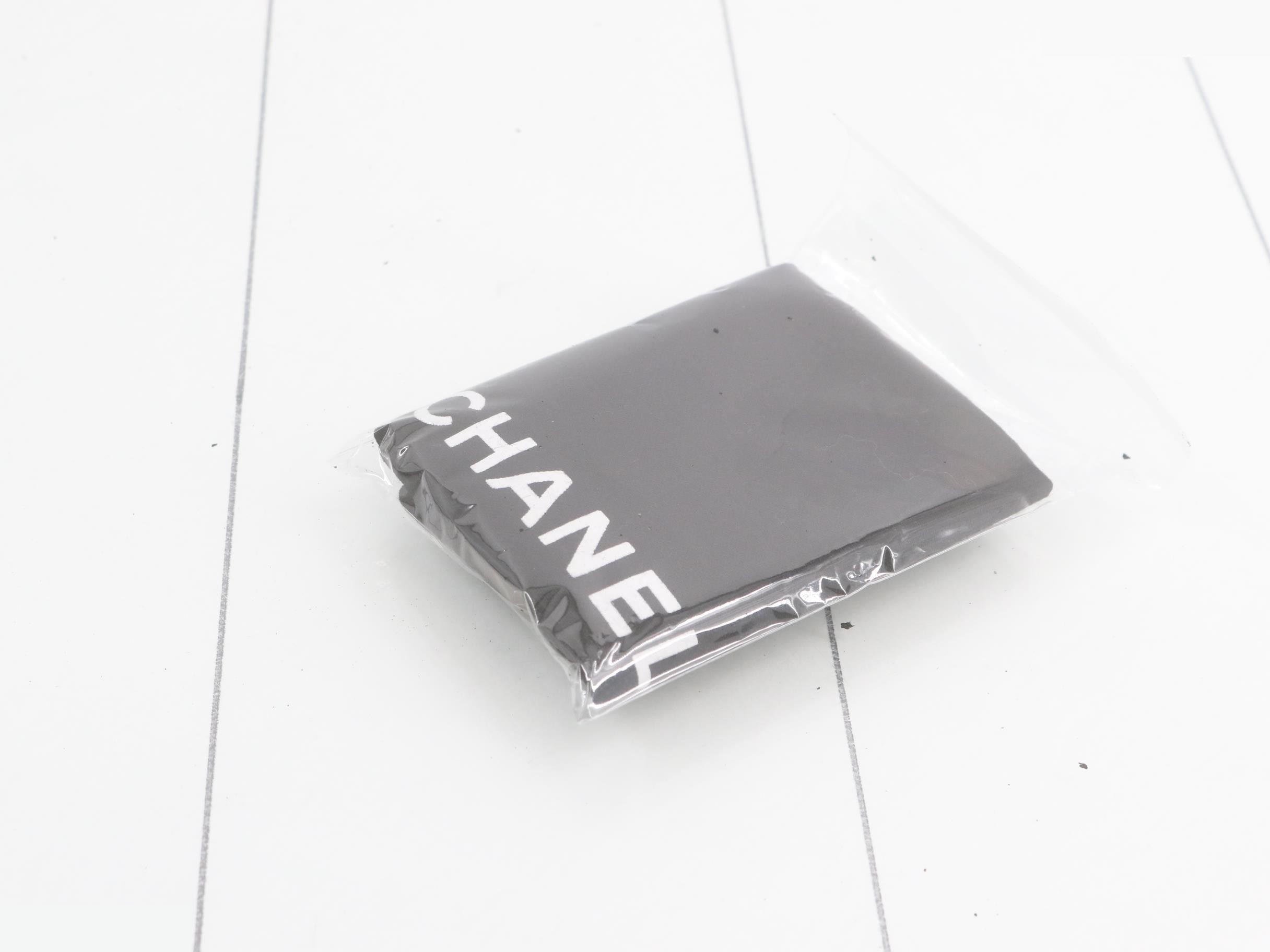 Item #11: Black, Gold hardware, Coco Mark, Chain Shoulder Wallet — view 5