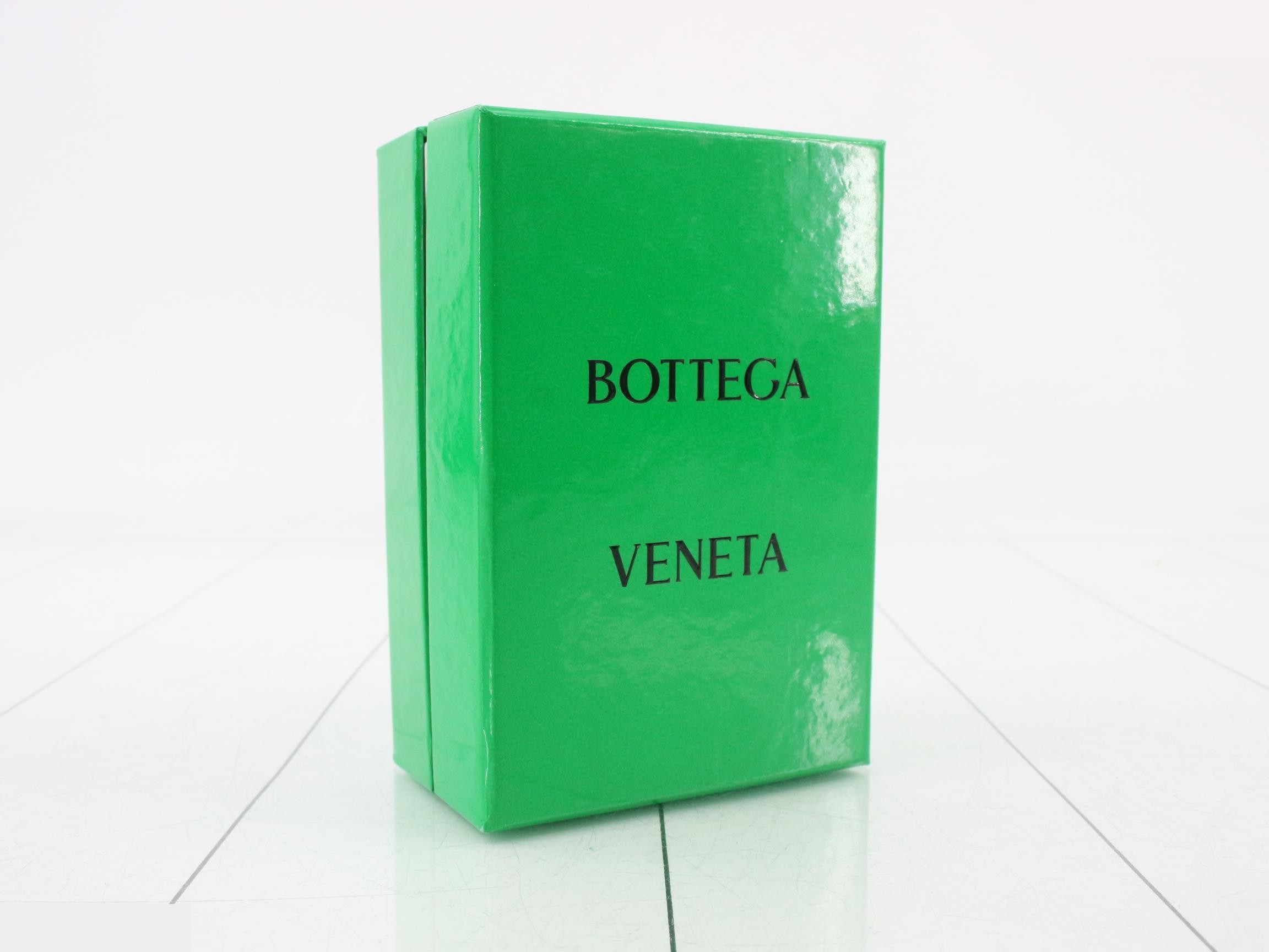 Cassette Bi-fold Wallet Intrecciato (Bag) / Wallet — view 5