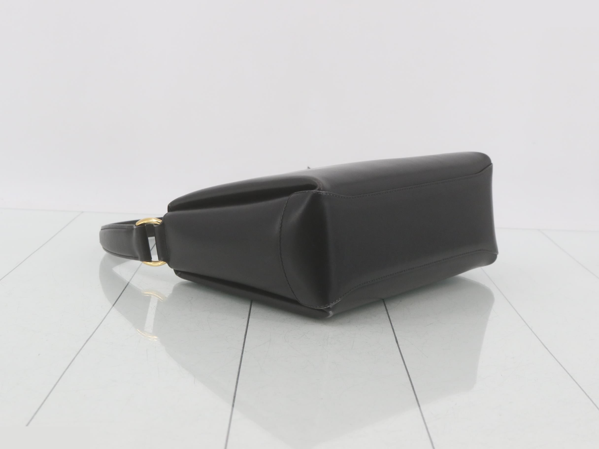 Leather, Black — view 5
