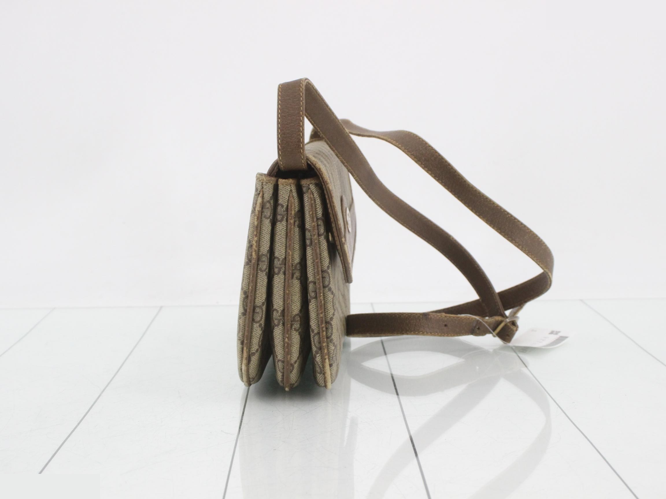 GG Canvas (Bag) - Shoulder Bag — view 4