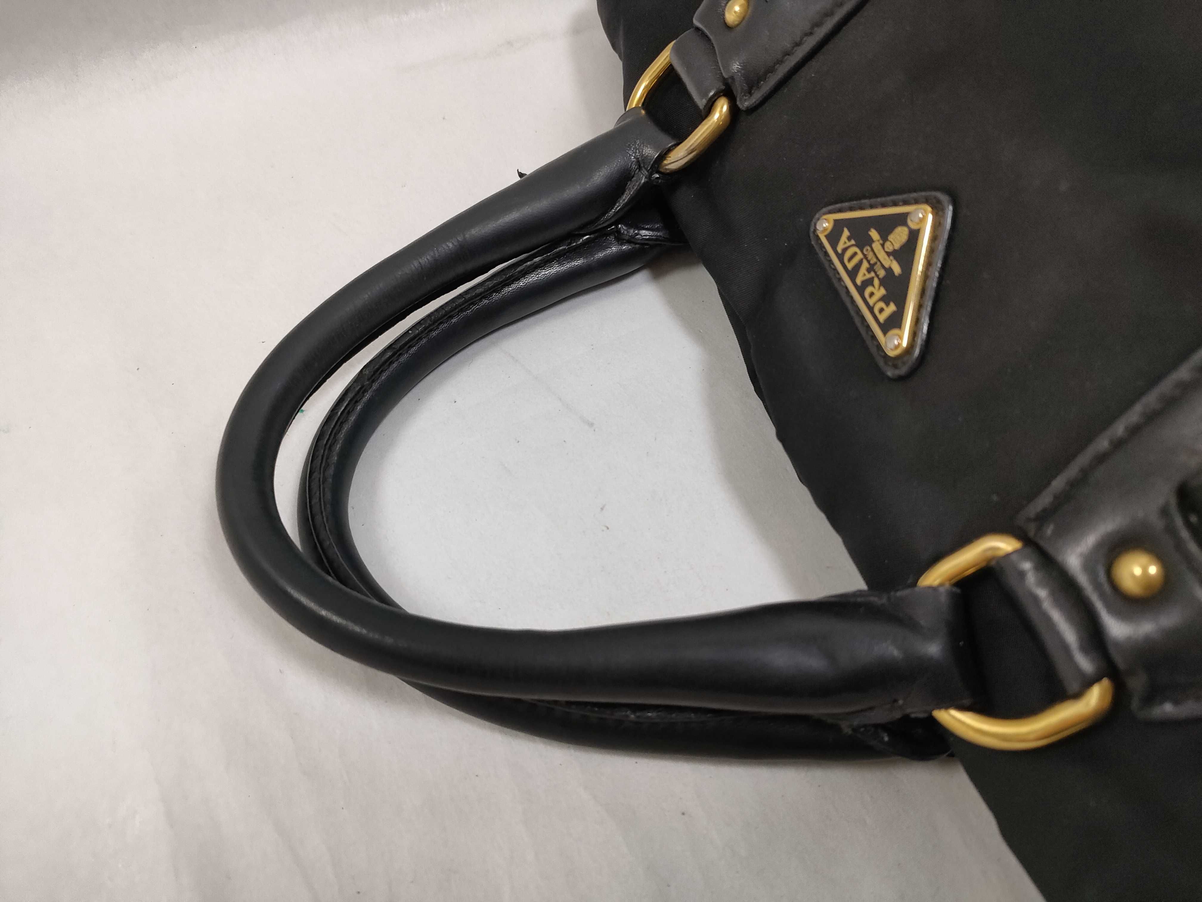 handbag, triangular logo, black handbag — view 3