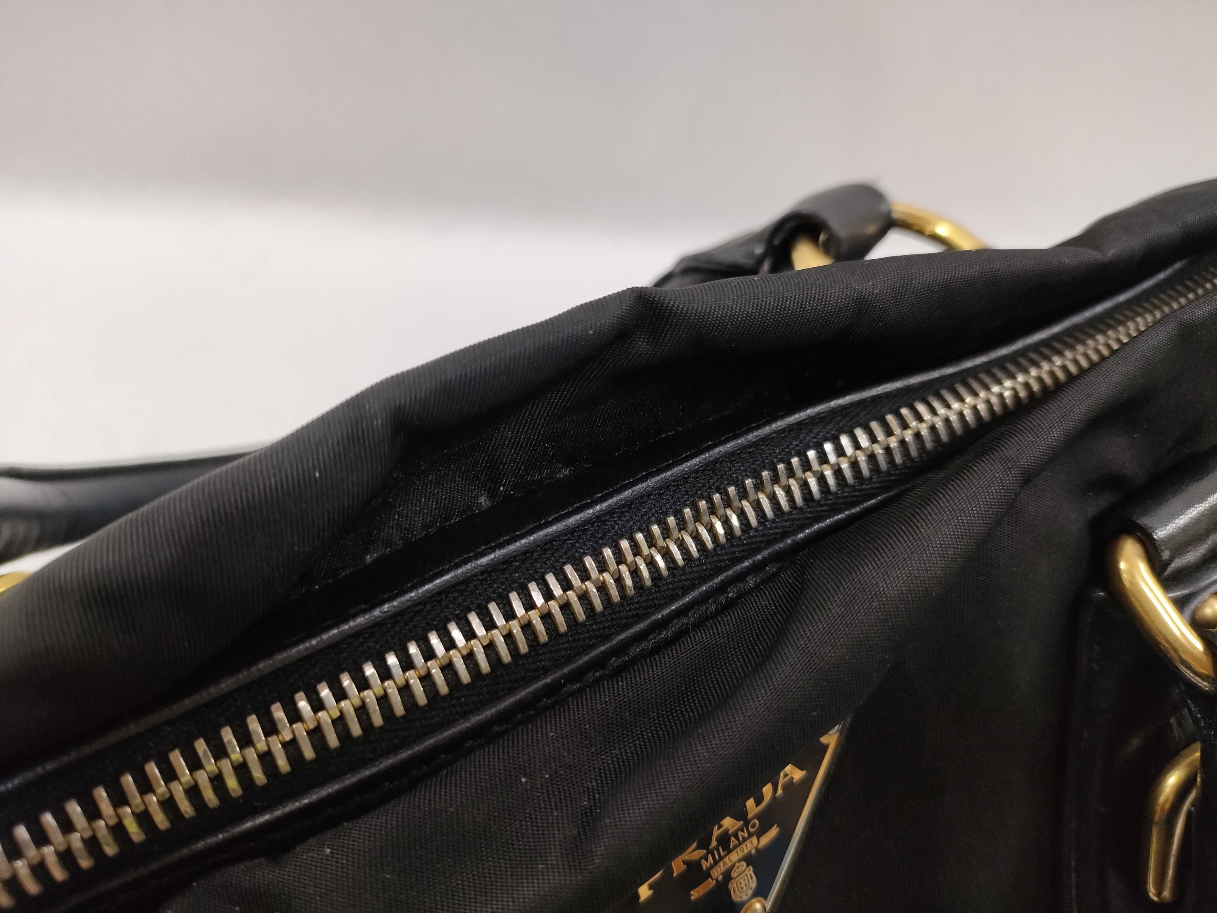 handbag, triangular logo, black handbag — view 8