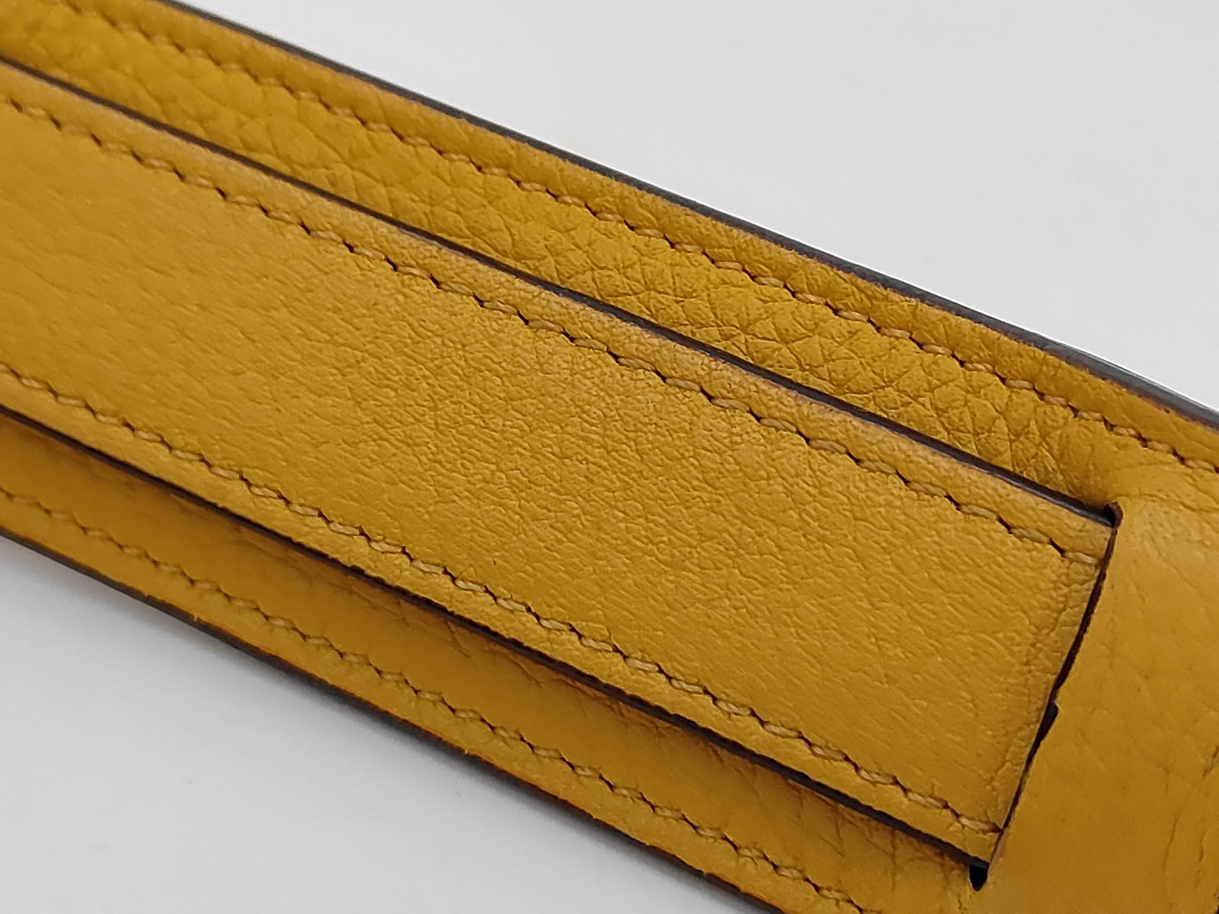 Trapeze Yellow Calf Leather Handbag — view 7