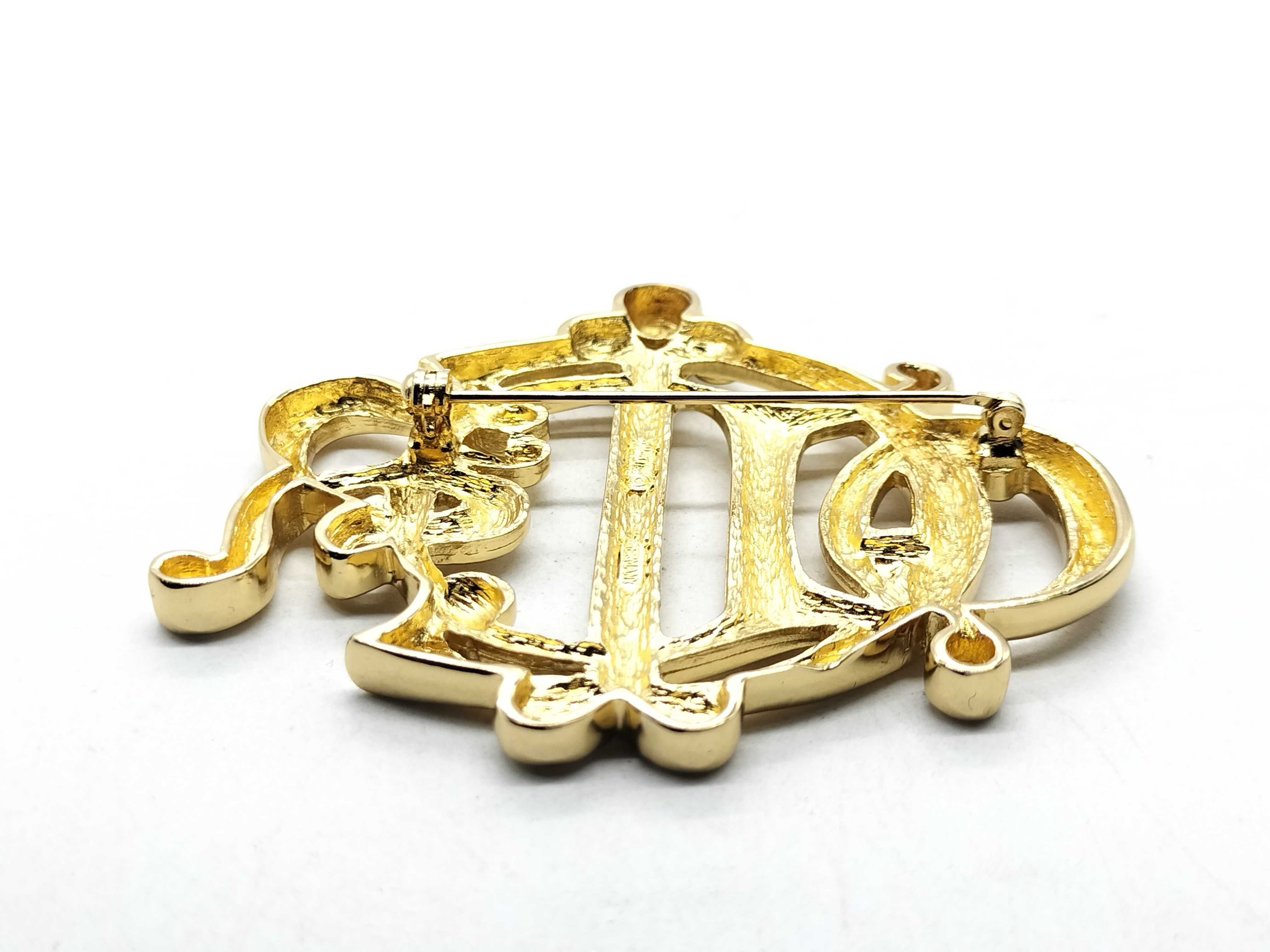 CD logo brooch — view 4