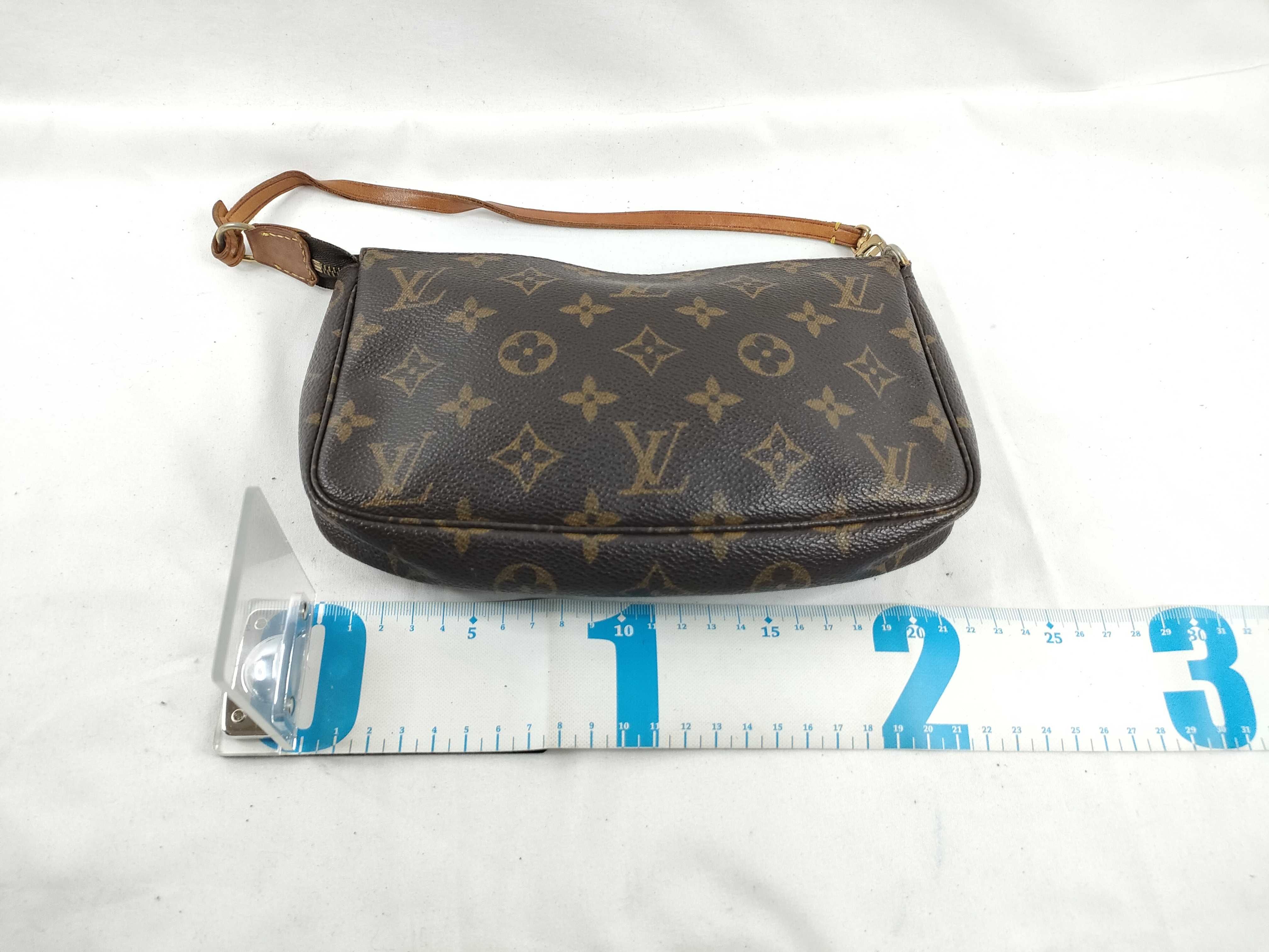 Monogram M40712 Pochette Accessoires Handbag — view 2