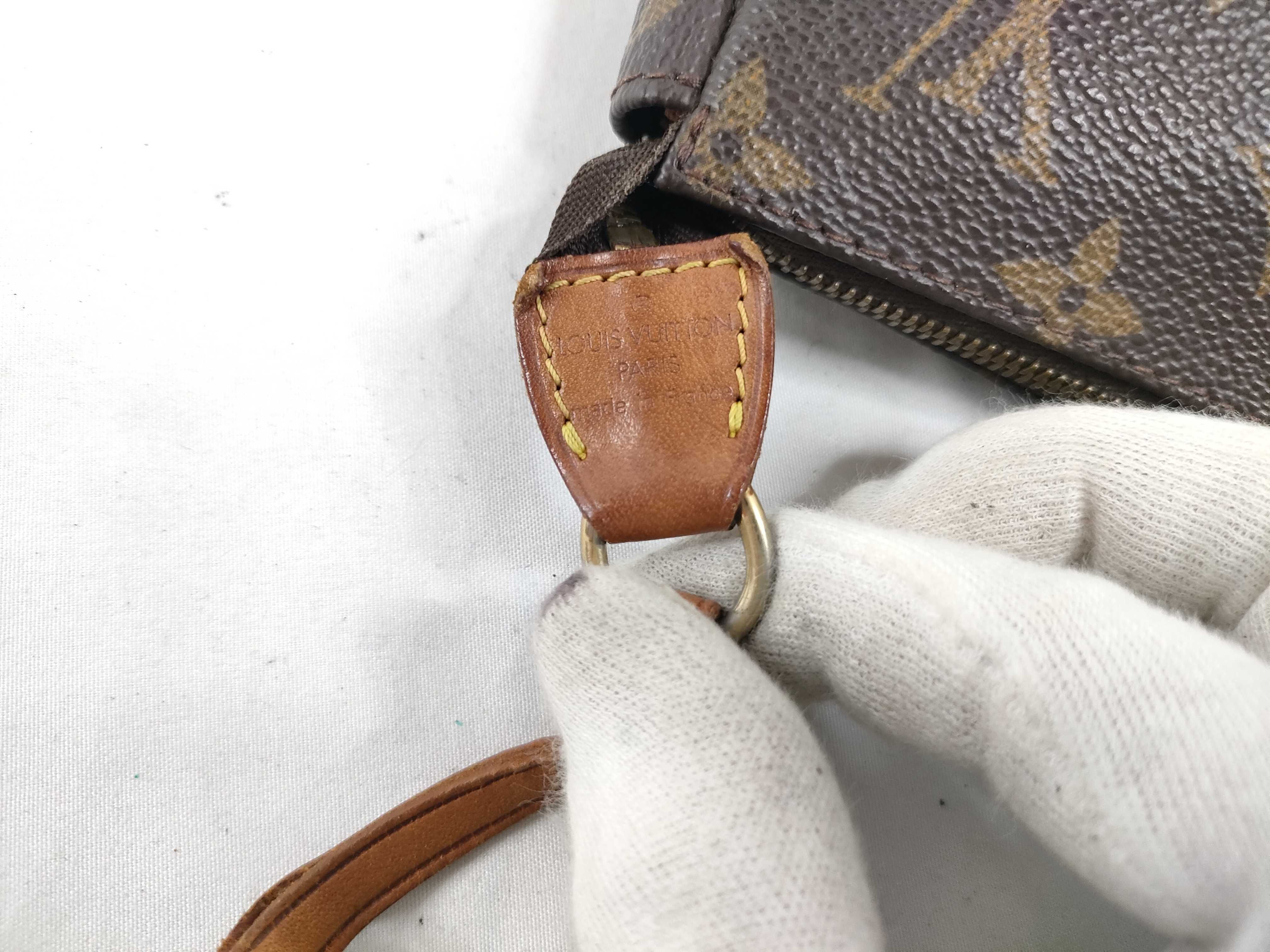 Monogram M40712 Pochette Accessoires Handbag — view 8