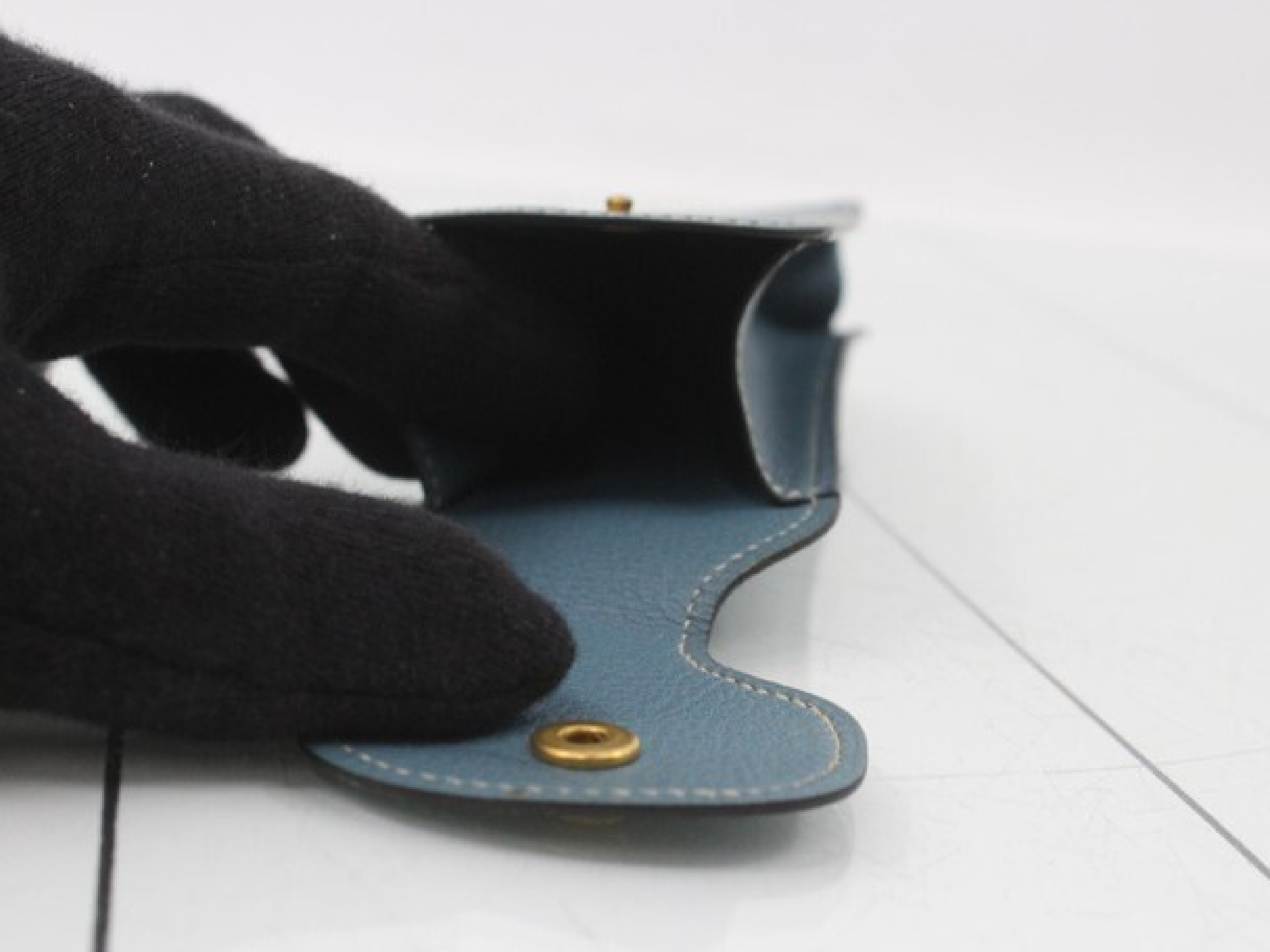 coin case — view 3