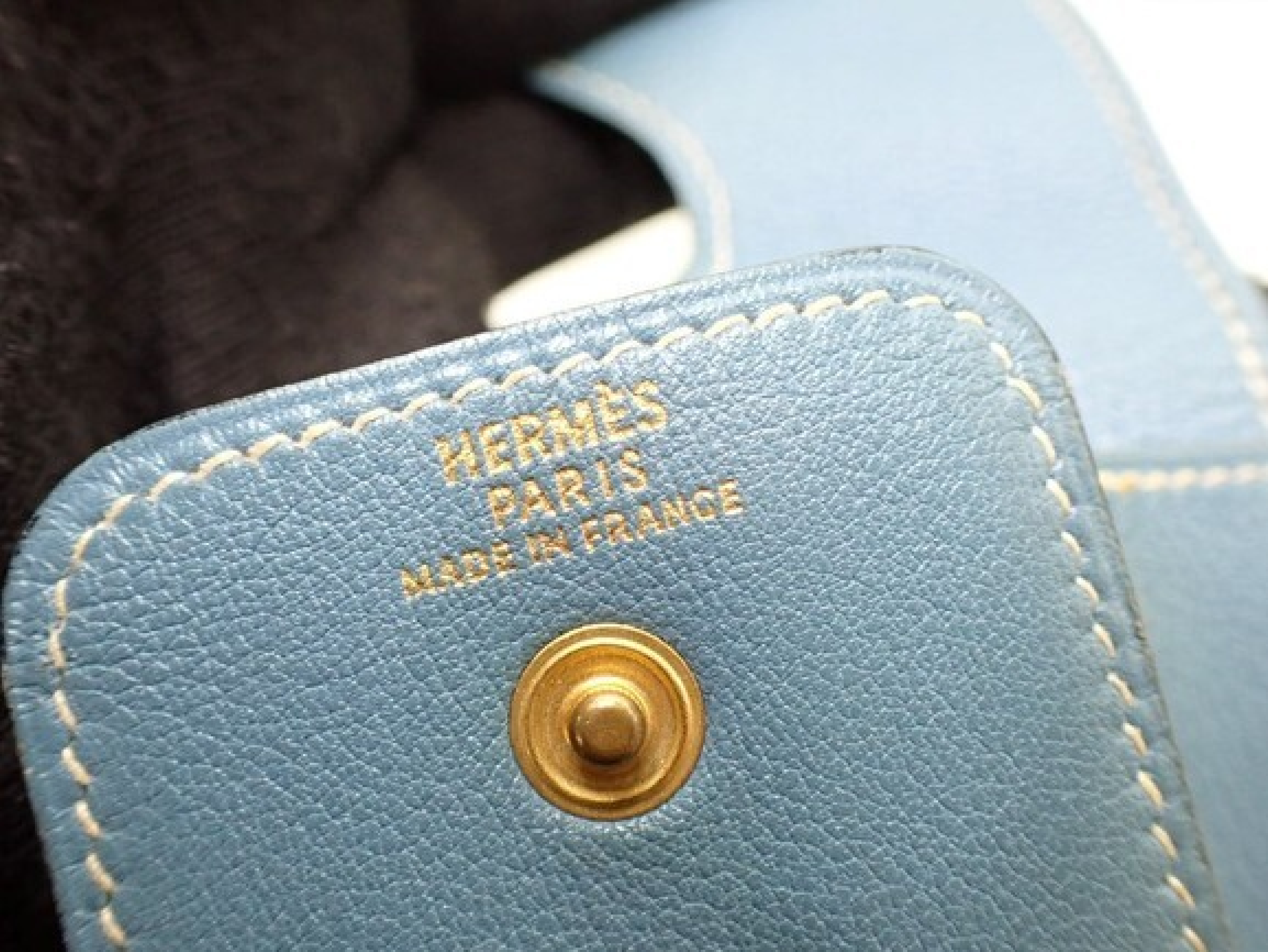 coin case — view 4