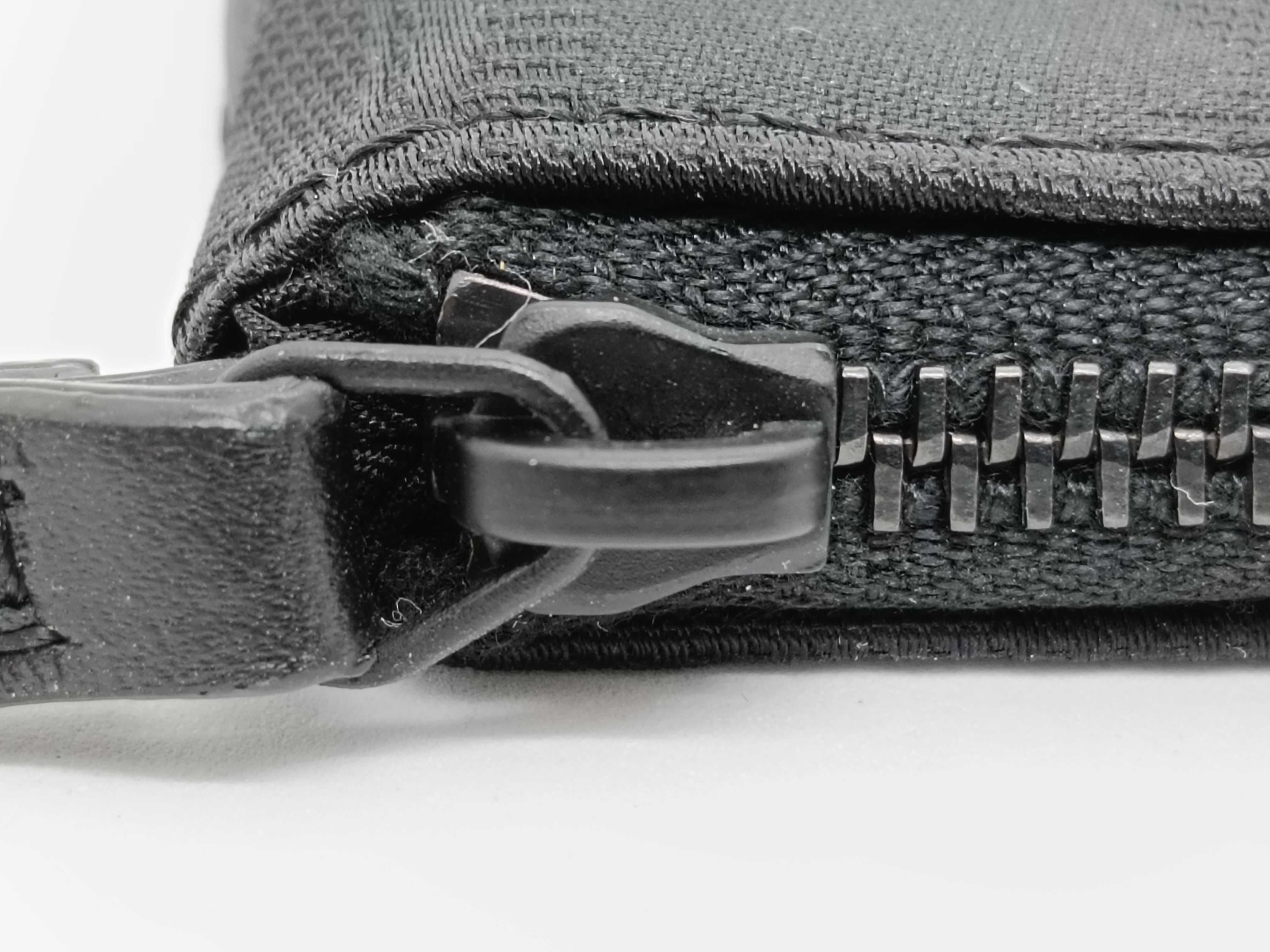 New Travel Line Pouch — view 6