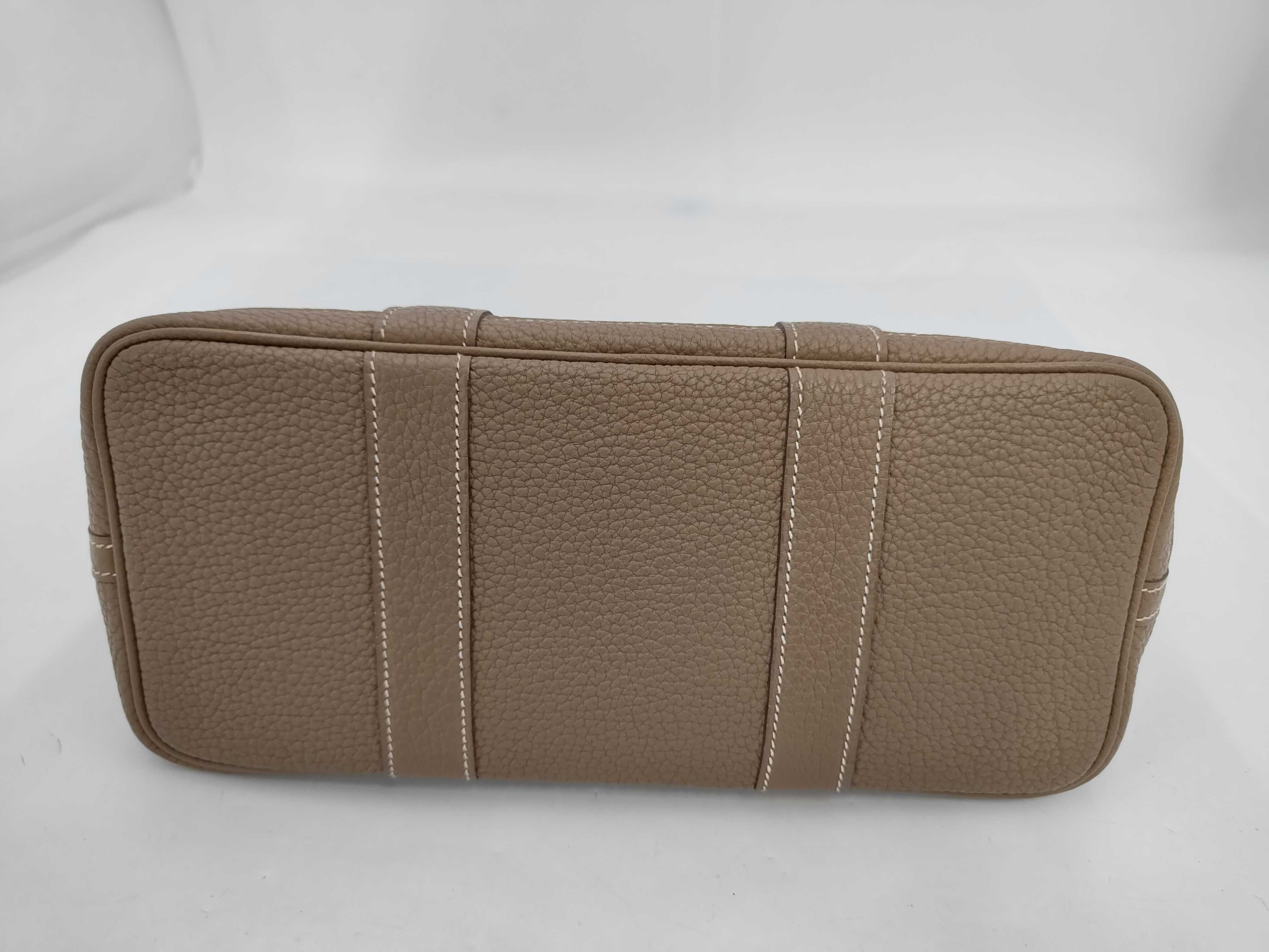 Garden Party 30 Tote Bag — view 3