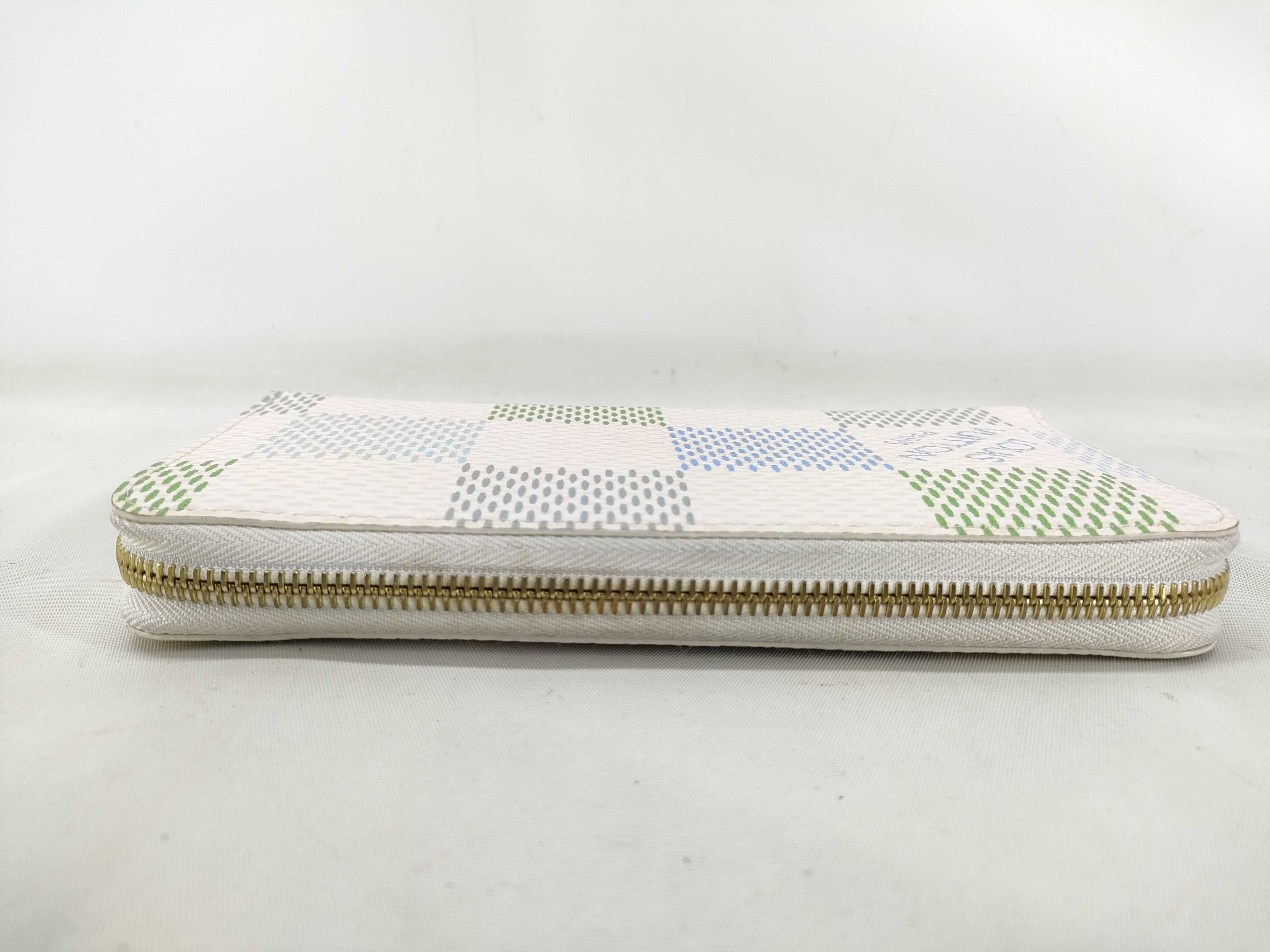 Damier Elicious Zippy Wallet N40748 RFID Wallet — view 6