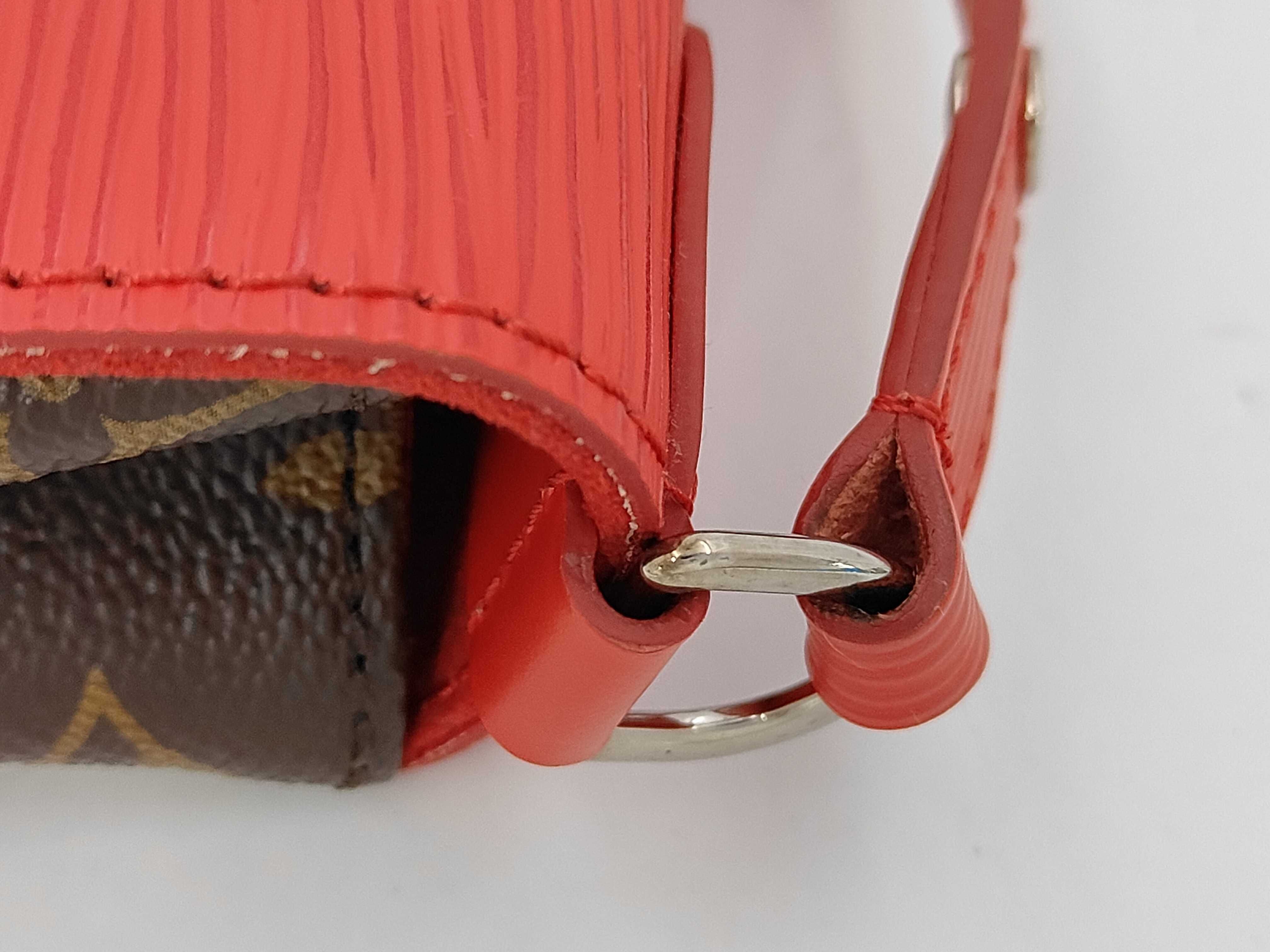 LV Monogram Epi M44031 Saint Michel RFID Shoulder Bag — view 5