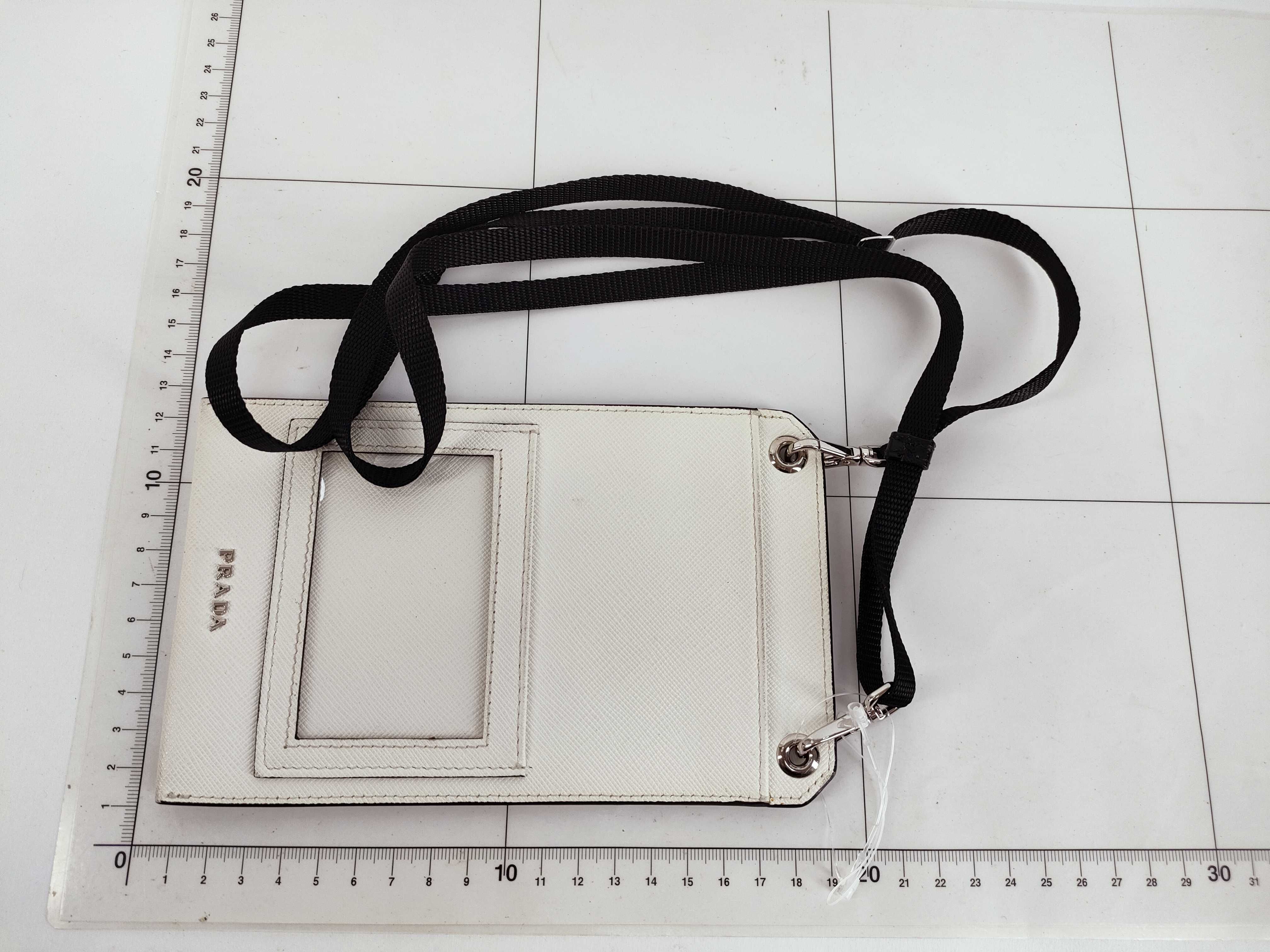 smartphone case, white, other accessories — view 2