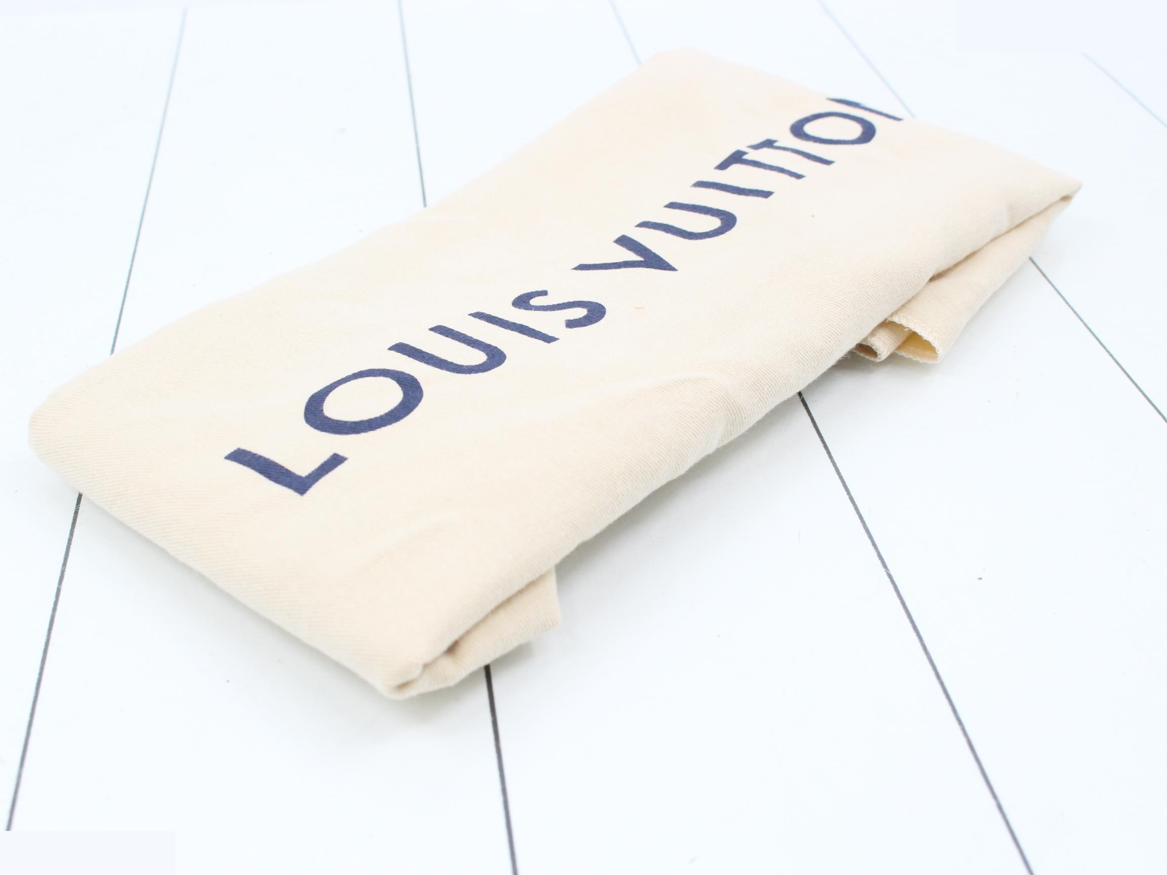 M11533 Steamer Crossbody — view 7