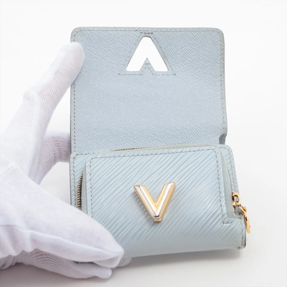 Epi Portefeuille Twist M69158 Light Blue Compact Wallet (RFID detected) — view 3