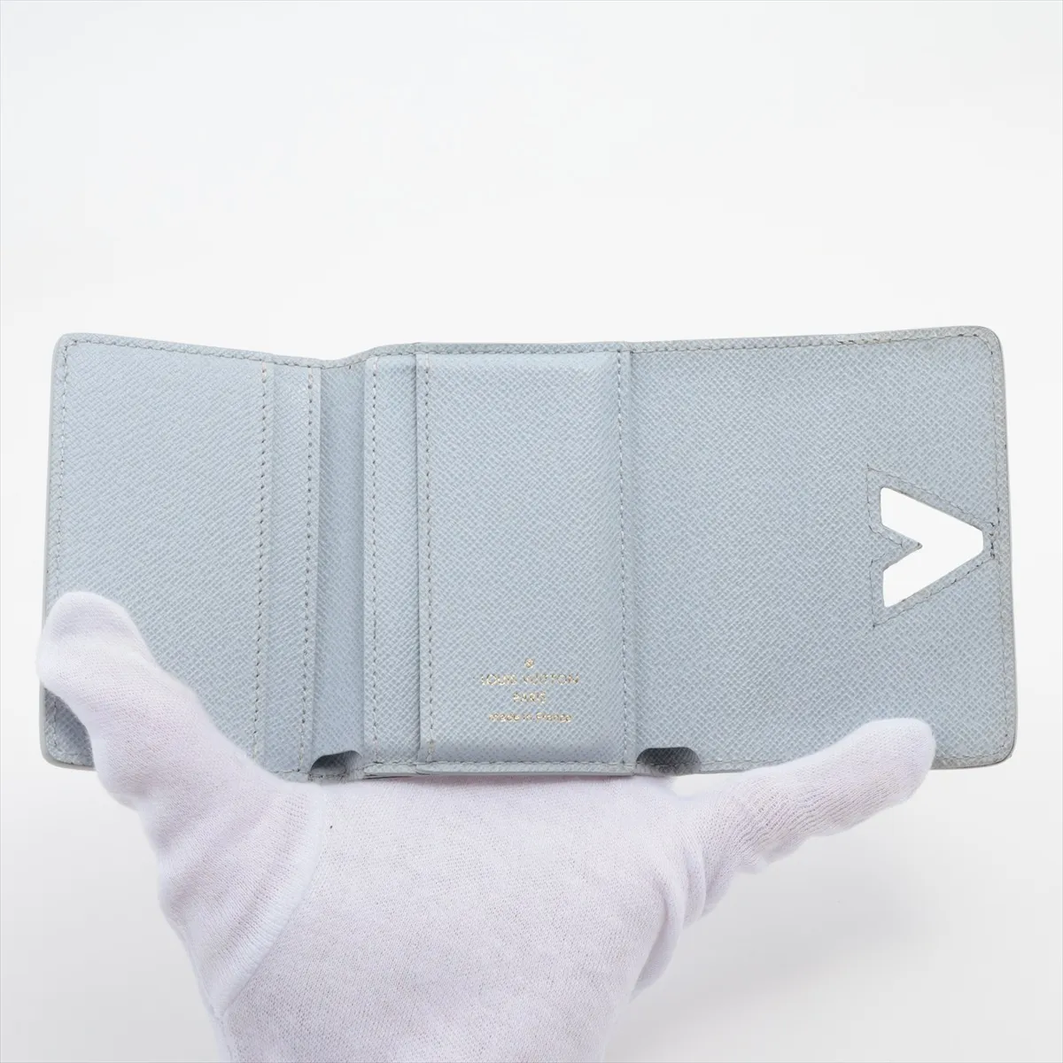 Epi Portefeuille Twist M69158 Light Blue Compact Wallet (RFID detected) — view 4