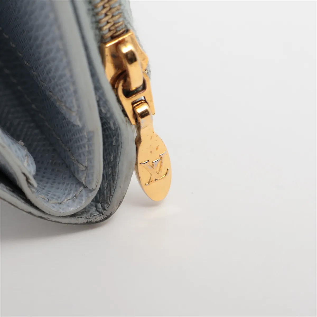 Epi Portefeuille Twist M69158 Light Blue Compact Wallet (RFID detected) — view 8