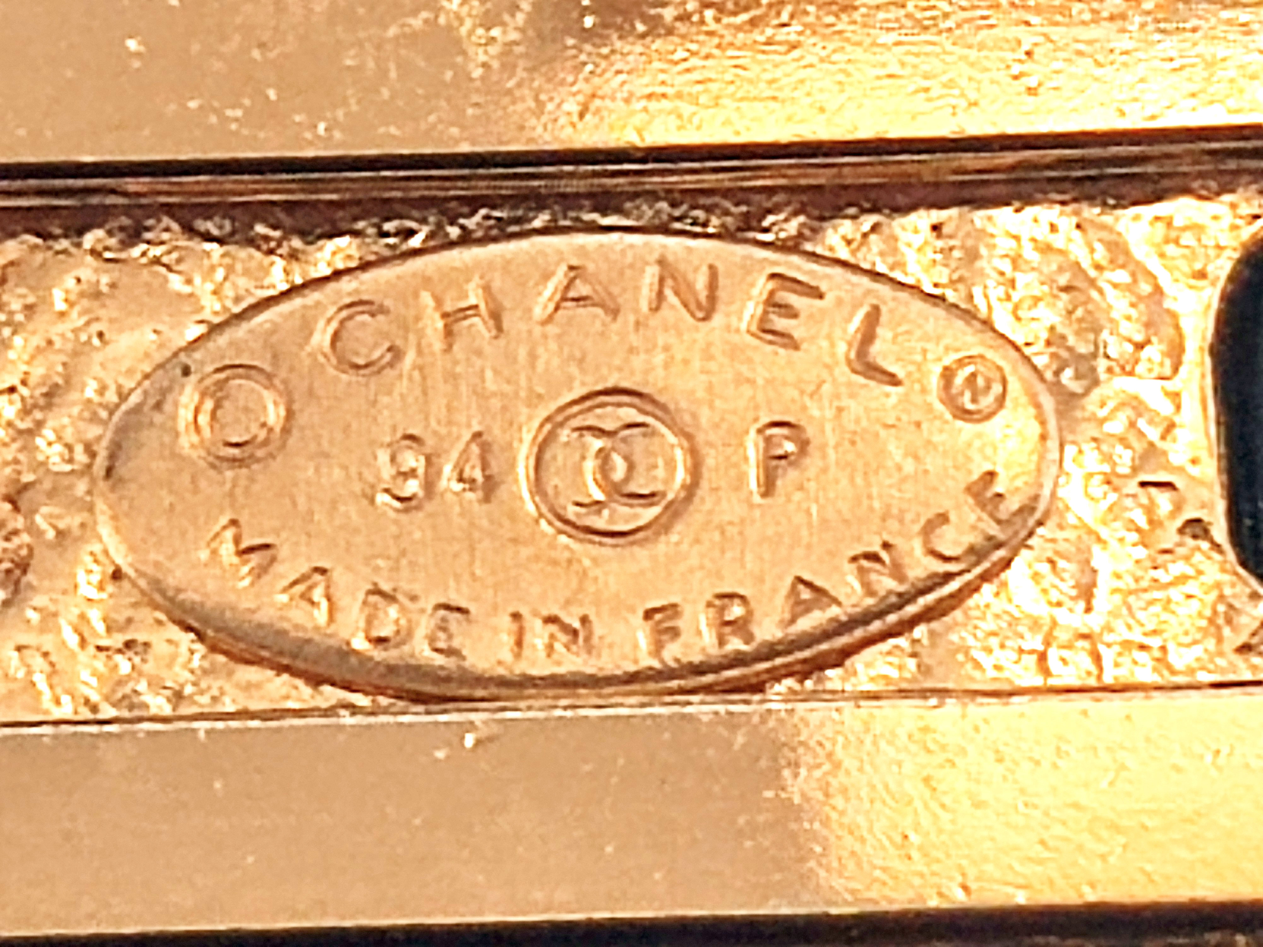 Gripoix Triple Coco Mark Brooch 94P Brooch — view 2