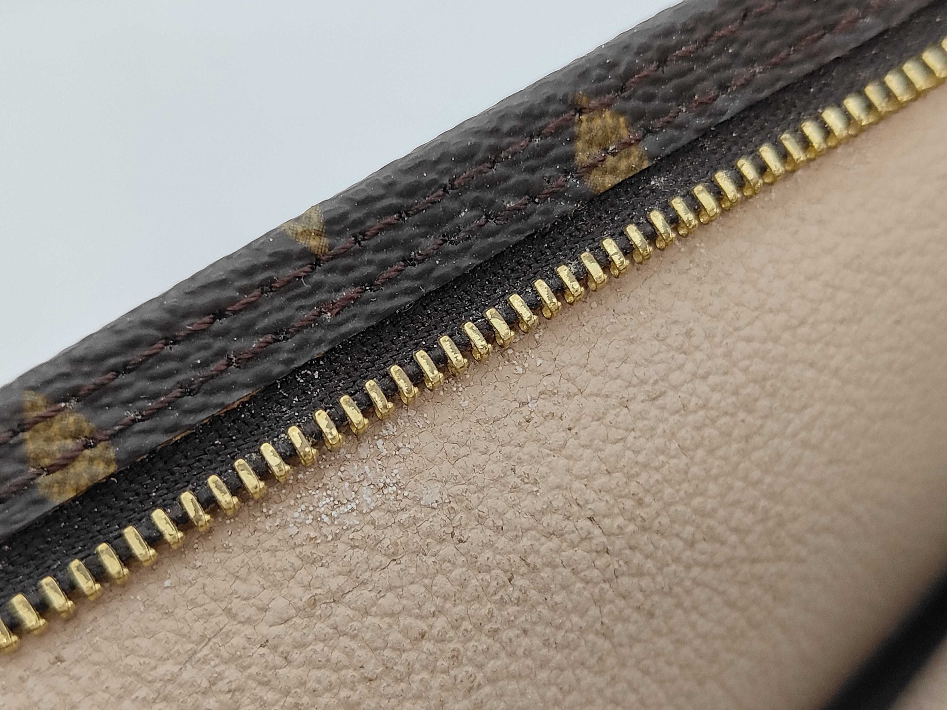 pouch — view 11