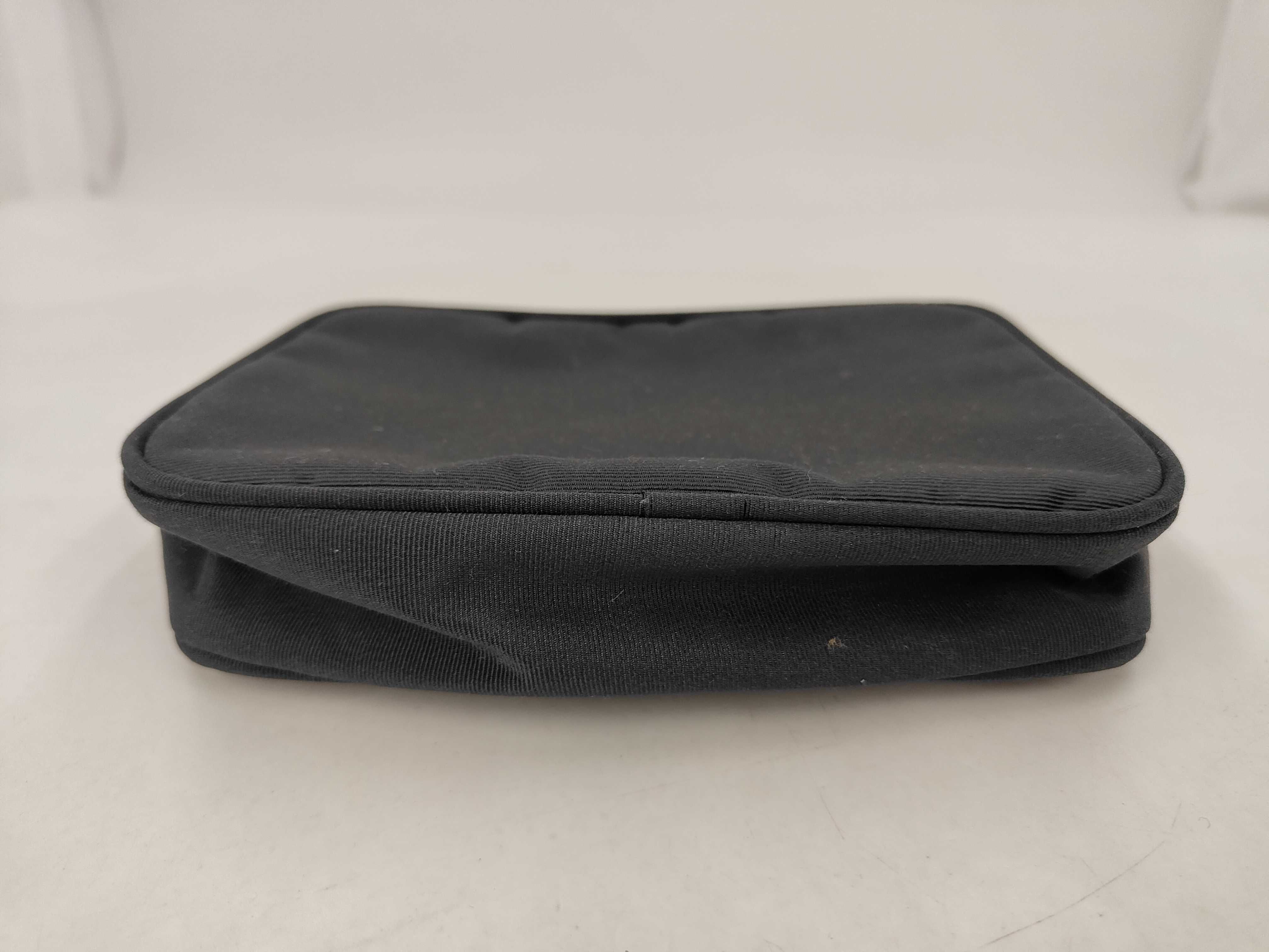 pouch and other accessories — view 3
